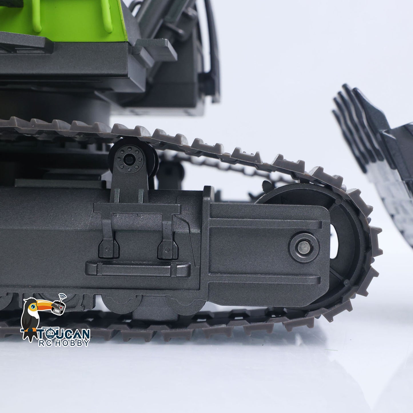 US Stock HUINA 1:14 Scale 593 1593 Toys RTR Truck Model RC Excavator Car Gift Battery 2.4Ghz Remote Control Light Sound