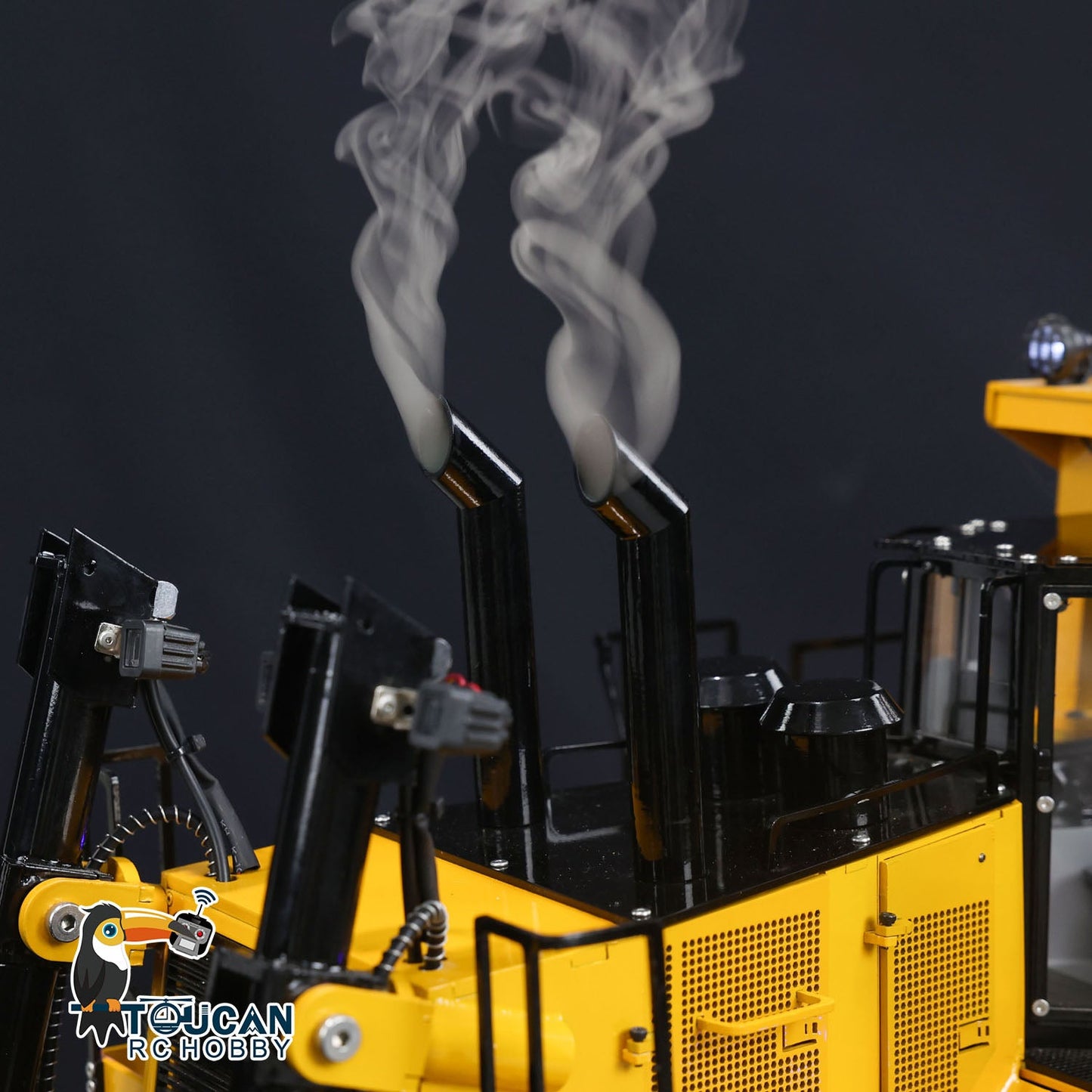 US Stock 1/14 Hydraulic RC Bulldozer Metal RTR Remote Control Dozers Model D11T Dozer Emulated Engineering Vehicle Light Smoke