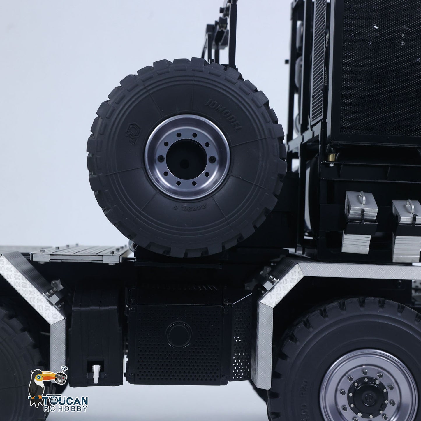 Toucanhobby BZ4663 1/14 Metal 8x8 RC Tractor Truck PNP 3 Speed Transmission Differential Lock Axles Remote Winch ST8 Controller Light Sound for Model Collectors
