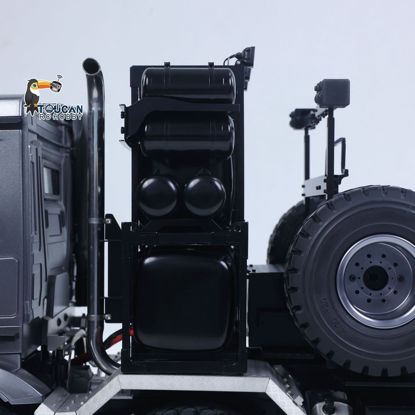 Toucanhobby BZ4663 1/14 Metal 8x8 RC Tractor Truck PNP 3 Speed Transmission Differential Lock Axles Remote Winch ST8 Controller Light Sound for Model Collectors