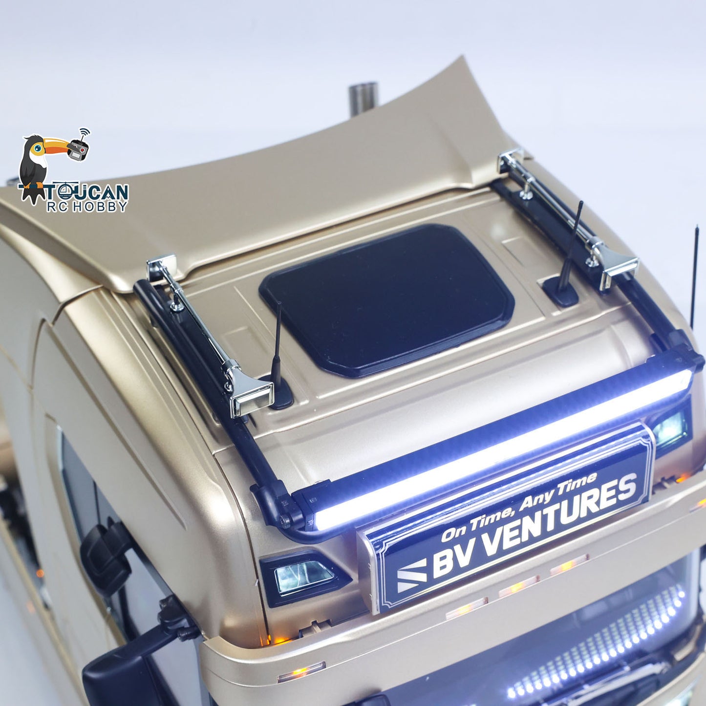 In Stock Plastic 1/14 RC Tractor Truck 56379 Remote Control Construction Vehicle Customized by Toucanhobby 4X2 TAMIYA Chassis 3Speed Gearbox Flowing Water Light Smoke Unit ST8 Radio RTR