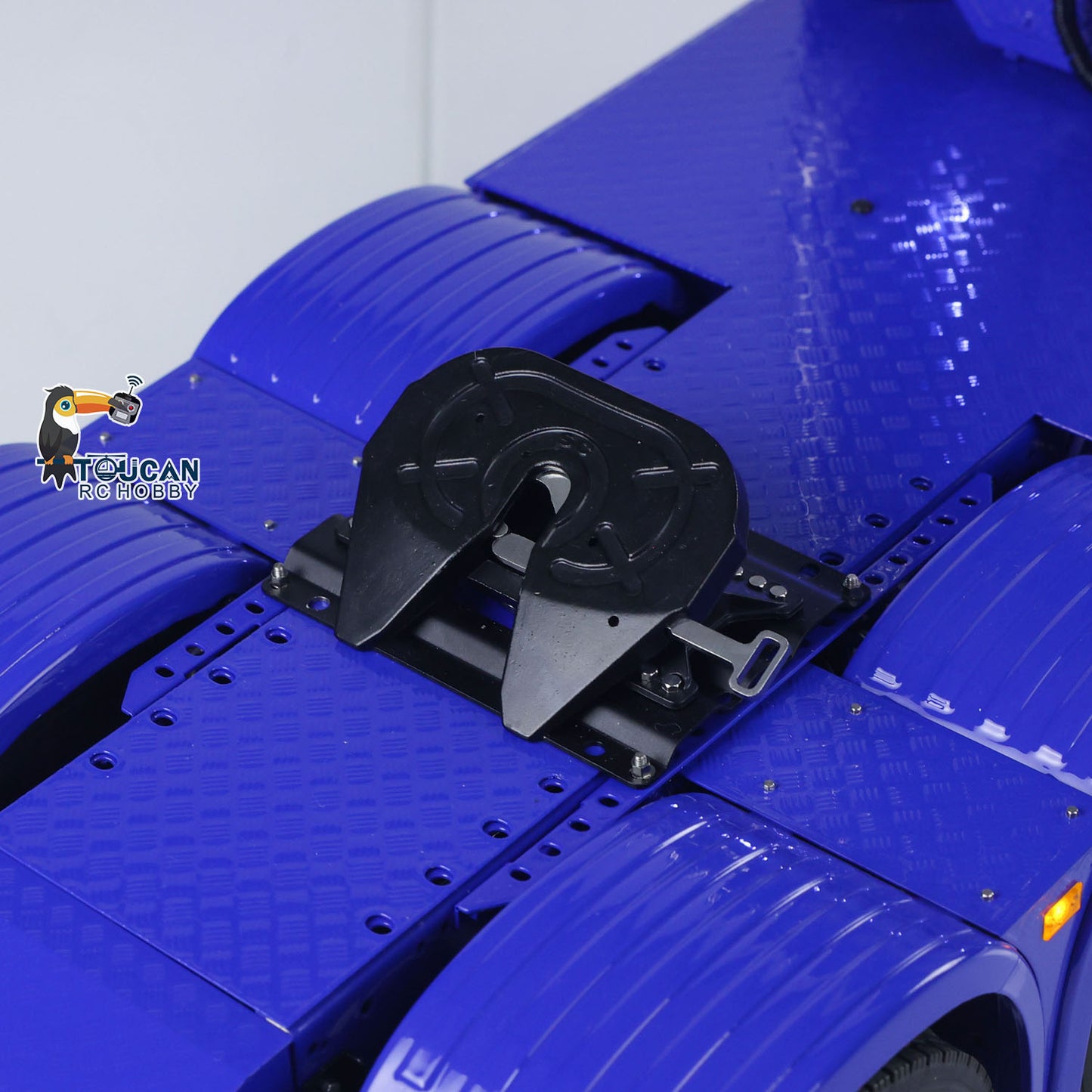 TOUCAN 770S 1/14 RC Tractor Truck 6X6 Metal Chassis Axle Locks RTR 3Speed Lorry Car Smoke Sound Light Unit Cabin Suspension ST8