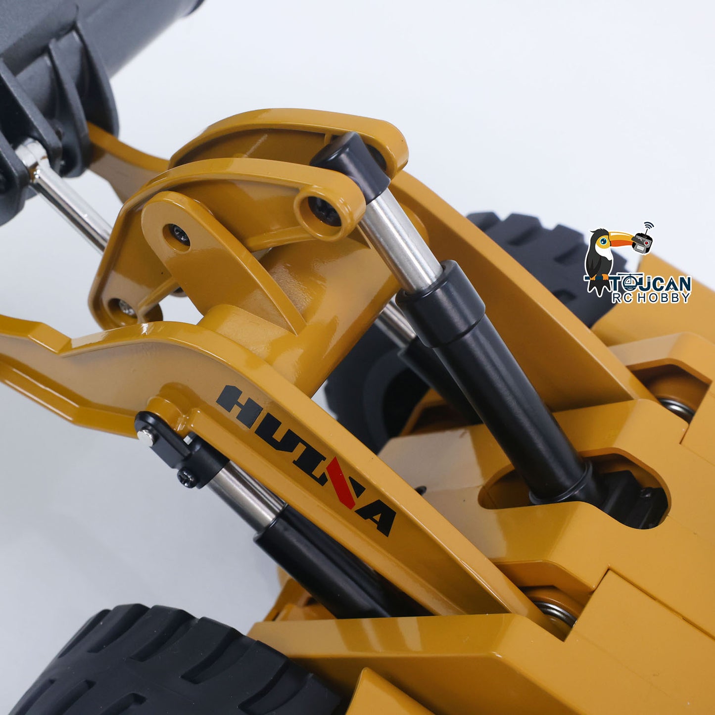 1/14 HUINA Toys 2.4G Radio Controlled Loader 1583 Electric Lifting System Lights Sound RC Construction Vehicles Assembled