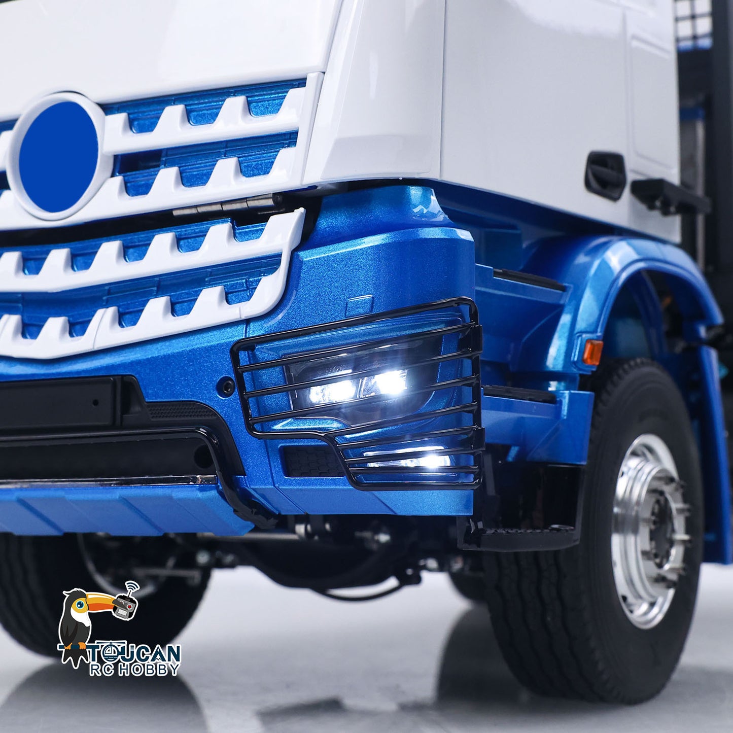In Stock 3Speed LESU Skip Loader 3363 Metal 4X4 Chassis 1/14 RC Hydraulic Swing Arm Garbage Dump Truck Light Sound Hub Reduction Axle