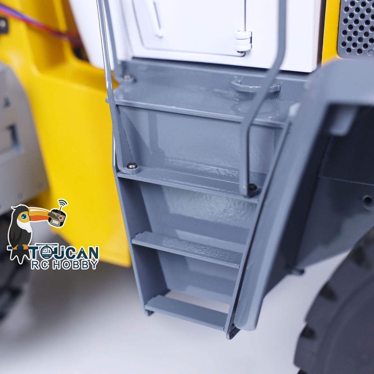 Toucanhobby 580 1/14 Metal RC PNP Hydraulic Wheel Loader 2 Speed Gearbox Reduction Axle I6S Controller Light Sound for Collectors