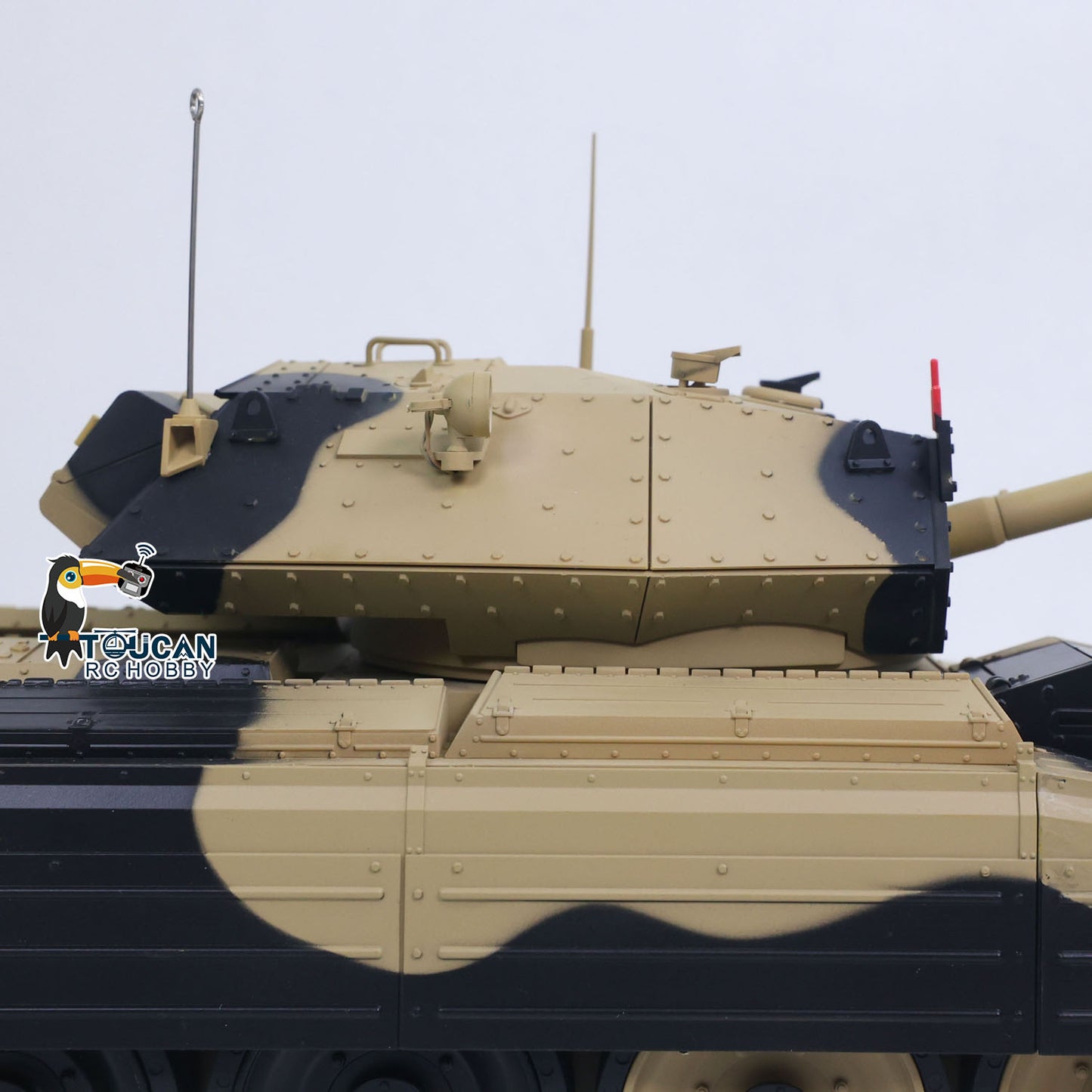 Fast Free Shipping for EU 1/16 2.4G RC Military Tank CoolBank Crusader MK III Wireless Control Battle Tank Model 360??Turret Rotary Smoke Sound Lights RTR