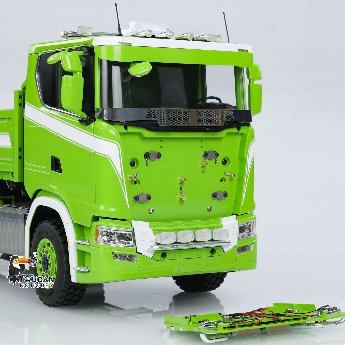 LESU A0009 1/14 Metal 3 Ways 6x6 RC Hydraulic Dump Truck with 3 Speed Transmission Differential Lock for Construction-Themed Courses
