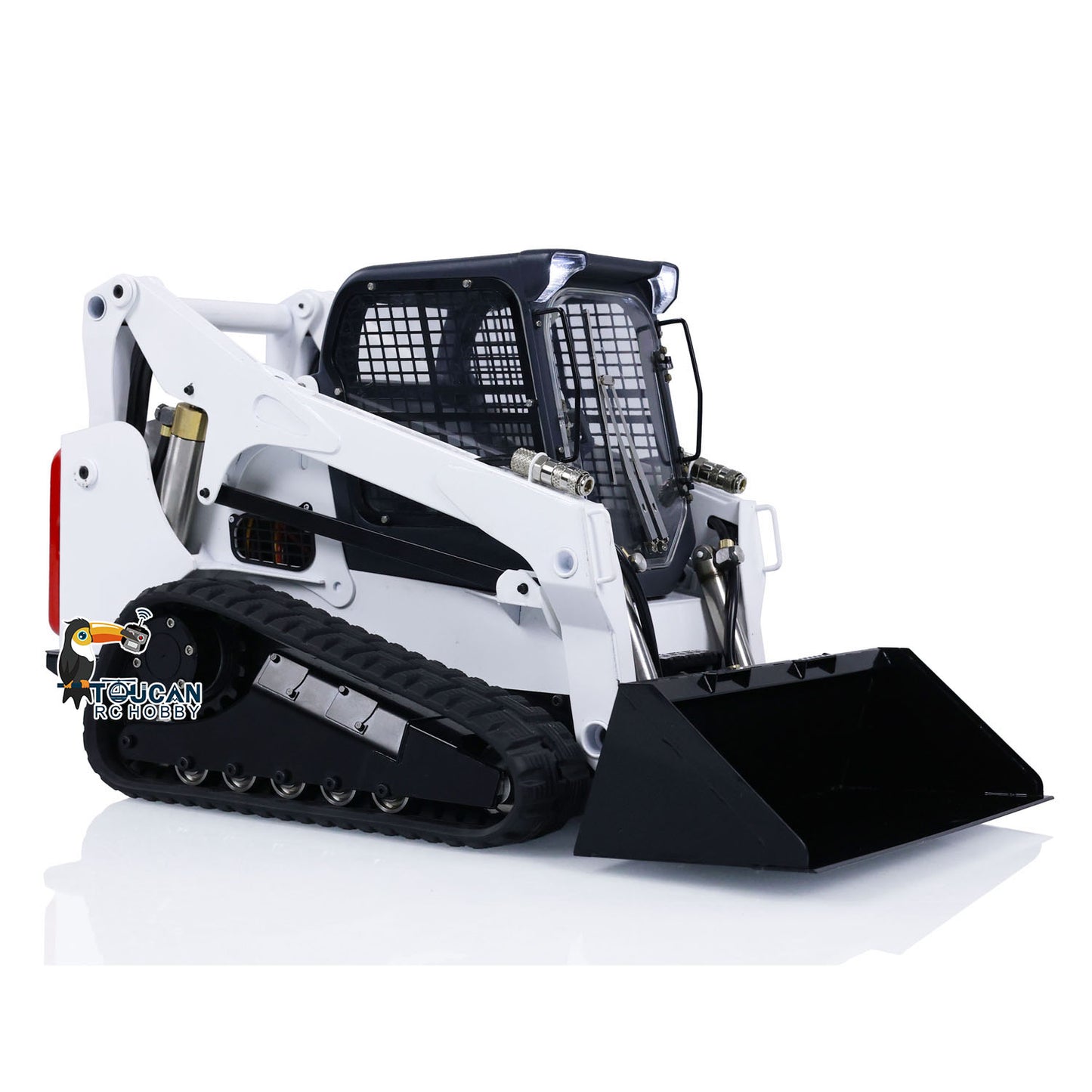Fast Free Shipping 1/14 RC Hydraulic Skid-Steer Tracked Loader SM770 Remote Control Car Light Sound