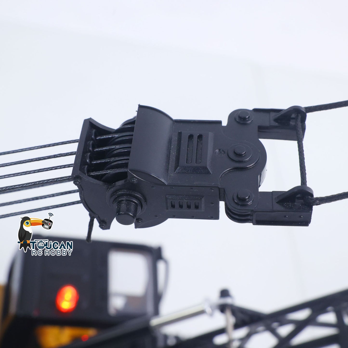 Fast Free Shipping for EU HUINA 572 15CH RC 1/14 Construction Crane Truck Tower Excavator Model Car