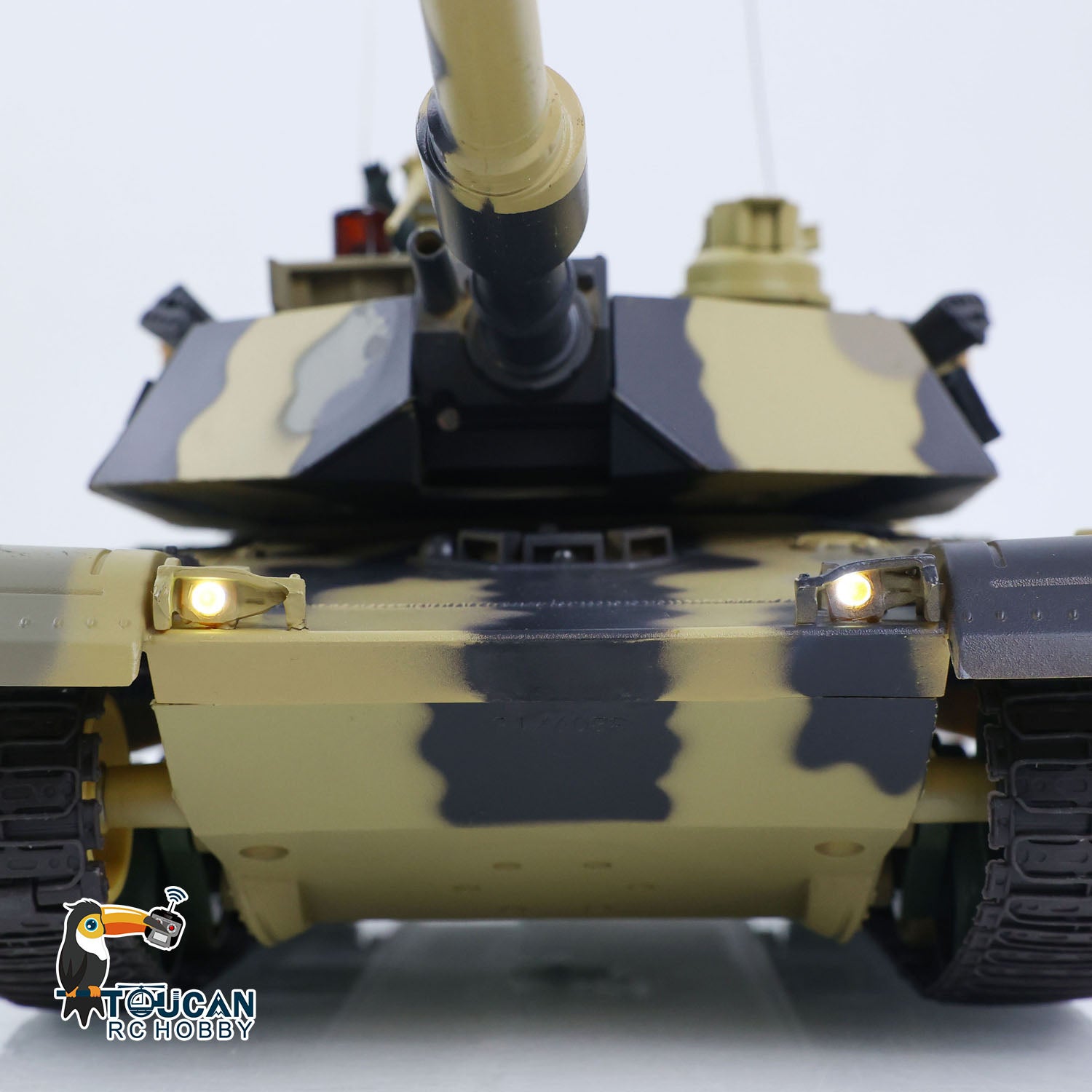 TOUCAN RC HOBBY Heng Long 1/24 RC Tank Abrams M1A2 3816-2 2.4G Remote