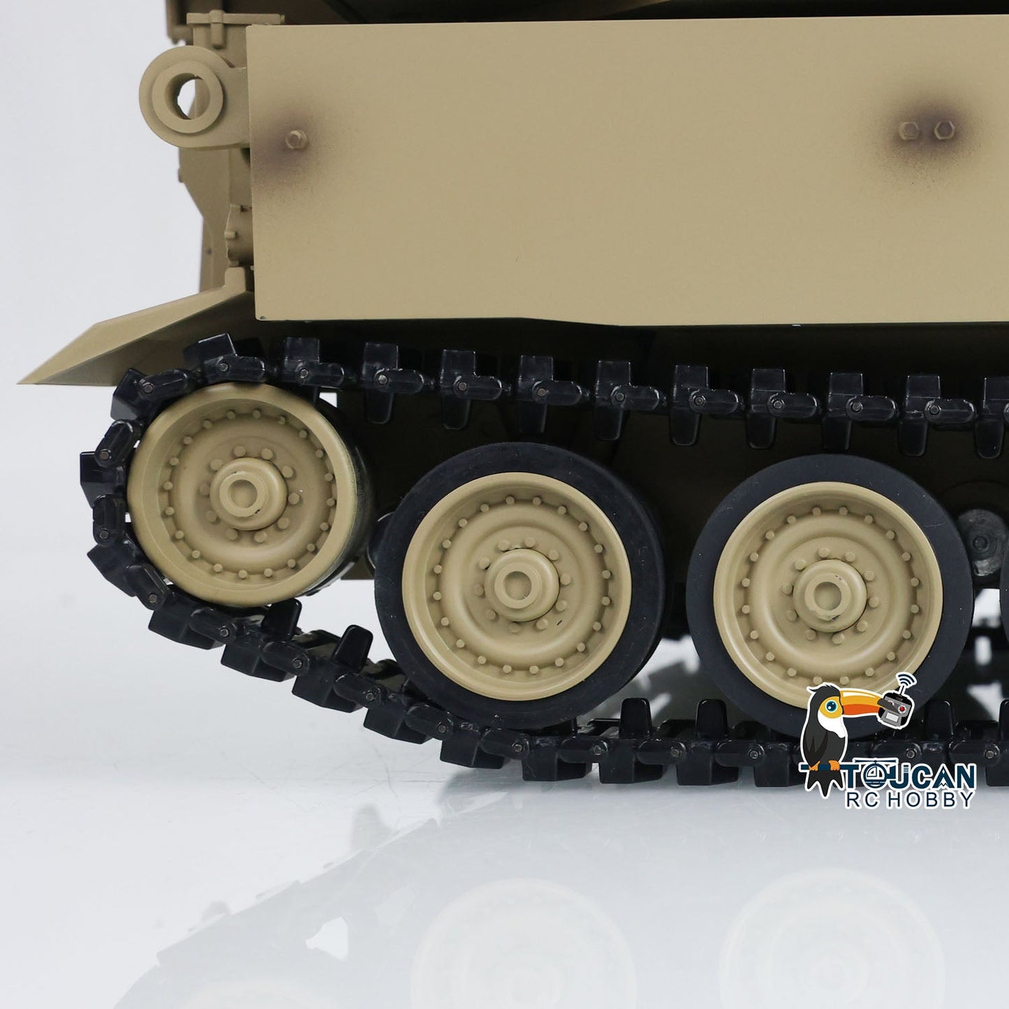 Fast Free Shipping 1/16 Tongde RC Tank M109A2 Self-propelled Howitzer RTR Infrared BB Barrel Recoil Smoke Military Armored Model