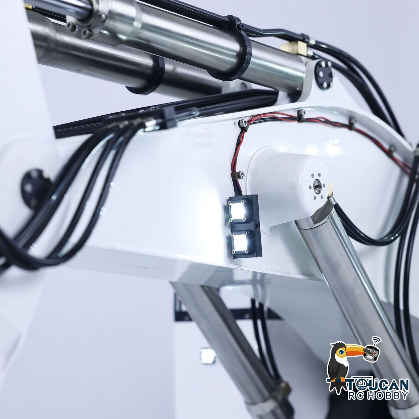 USA Pre-Order by the sea 1/25 Double-pump Hydraulic RC Excavator RTR R9800 Diggers Painted Assembled Digger Model FlySky PL18EV Lite Soung Light Smoke Unit