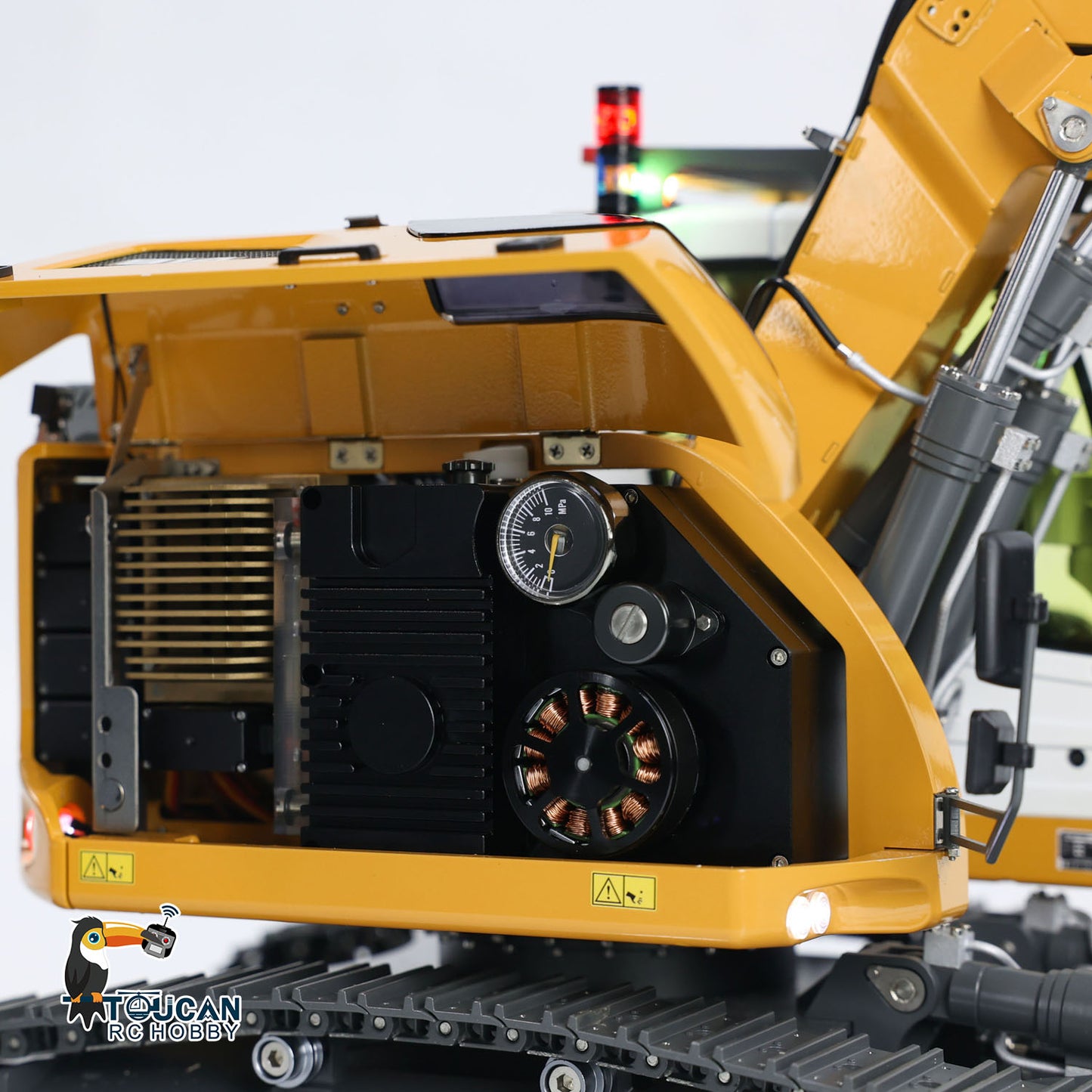 US Stock 1/14 Radio Controlled Hydraulic Excavator LR 914 5ways Valve RC Digger Model RTR Electric Vehicle ST8 Radio Battery