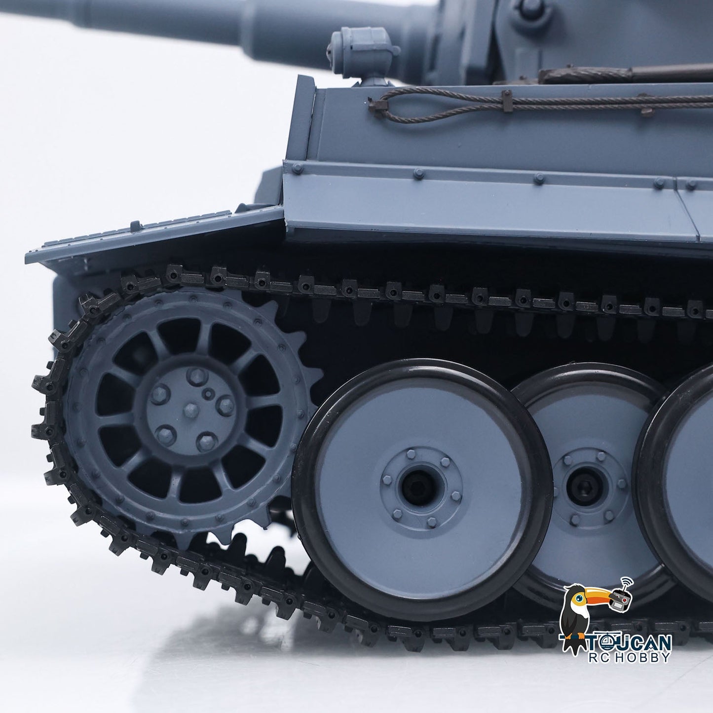 TOUCAN RC HOBBY Henglong 1/16 TK7.0 Plastic German Tiger I RTR RC Tank 3818 with Steel Gearbox Metal Barrel Recoil 360 Degrees Turret BB Unit Infrared Combat
