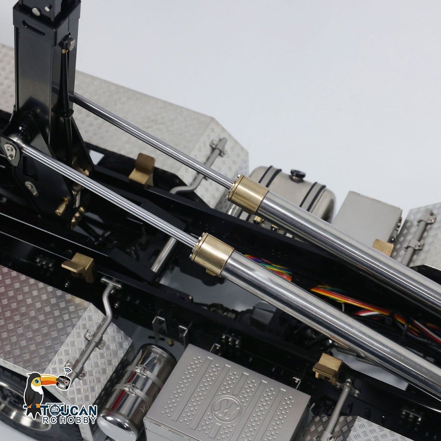 1/14 8x8 RC Hydraulic Equipment Radio Controlled Roll Off Dumper Trucks Full Dump Truck U-shaped Short High Bucket Timber Flatbed