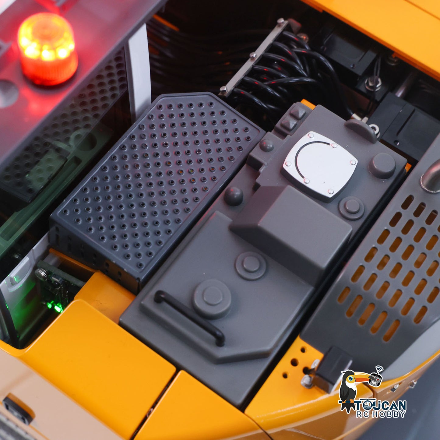 LR914 PRO MAX Metal 4WD 1/14 RC Hydraulic Wheeled Excavator 11-ways Valve RTR Radio Controlled Digger PL18EV Lite Battery Light