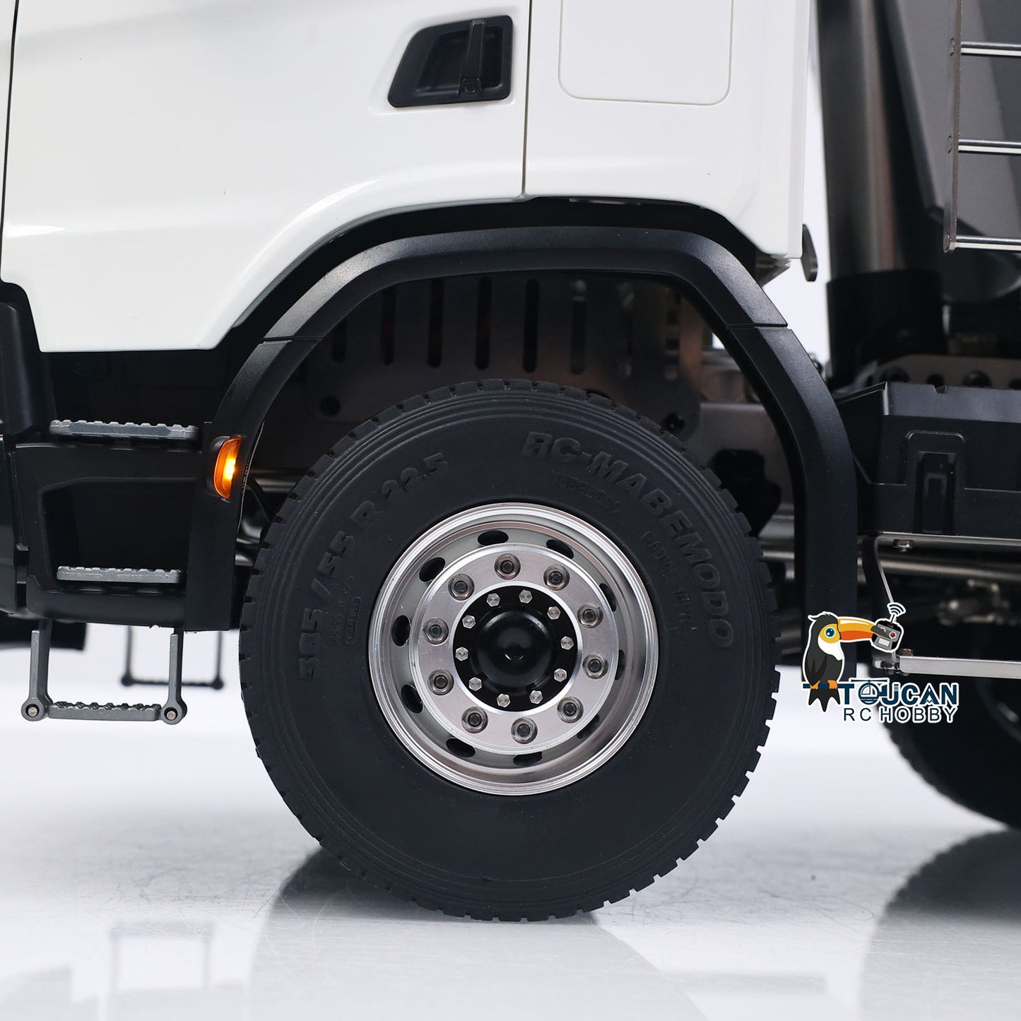 In Stock Double E 1/14 8X8 Remote Control Hydraulic Dump Truck 2Speed RC Model Tipper Metal Chassis Differential Lock FLYSKY ST8 Radio