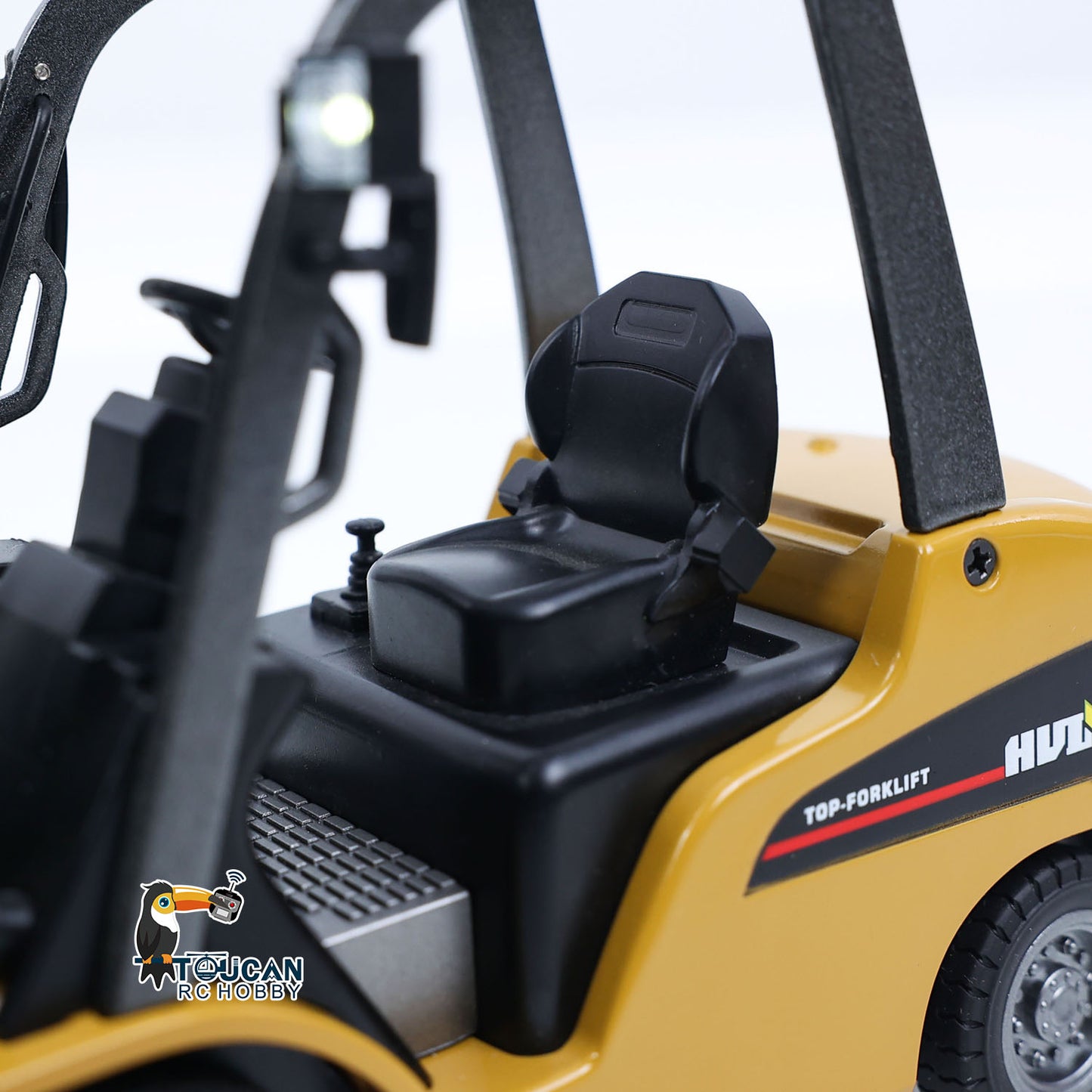 HUINA 1/50 Electric Remote Control Forklift 9925 Mini Warehouse RC Model Desktop Level Light Sound Effect Battery