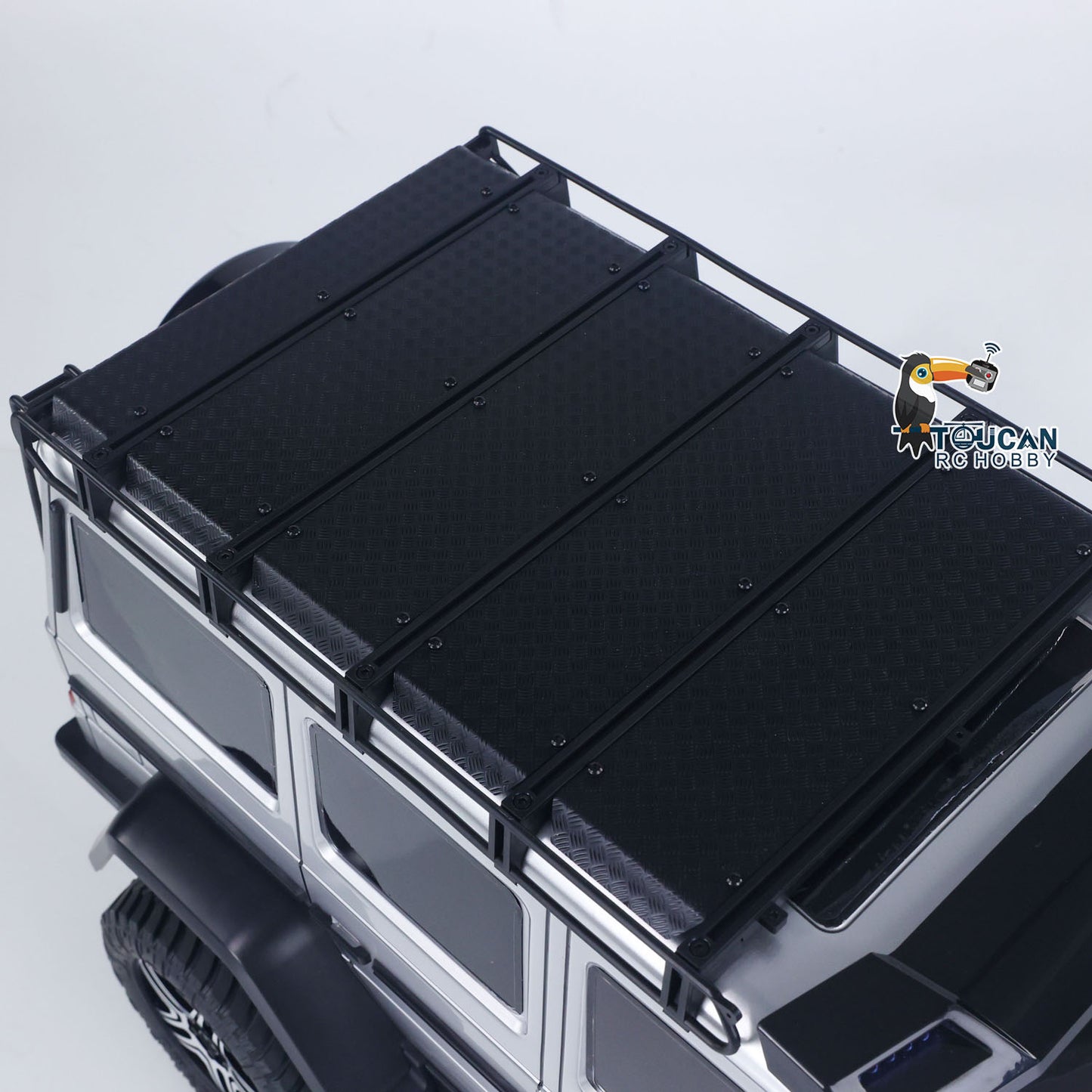 US Stock TRACTION HOBBY 1/8 RC Off Road Vehicle KM5 AWD RWD FWD Remote Control Crawler Lights 80A Brushed ESC Metal Gears Drive Shafts