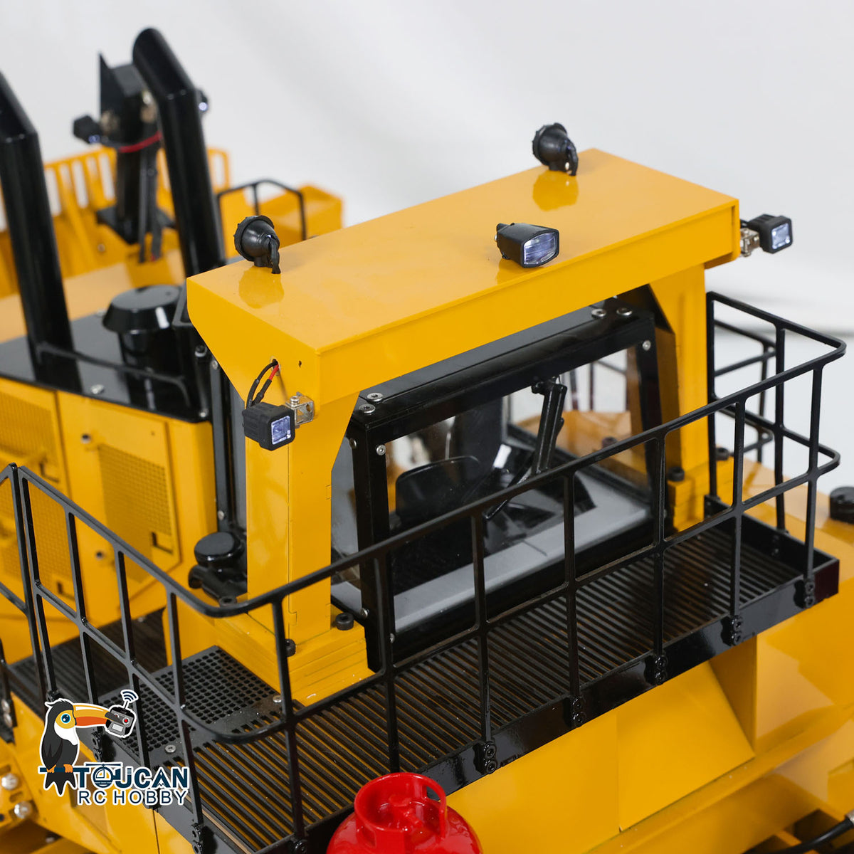 TOUCAN RC HOBBY D11T 1/10 Metal RC Hydraulic Bulldozer PNP 5-Way Valve Dual Pump 3 Rear Plows PL18EV Controller Smoke Light Sound for Model Collectors