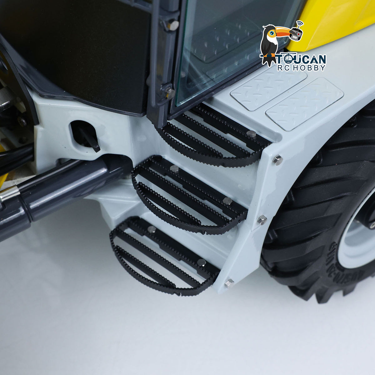 TOUCAN RC HOBBY LESU RTR 4X4 1:14 RC Hydraulic Telescopic Arm Loader AOUE AT1050 Metal Fork Lift Trucks Light Sound Flysky I6S Radio Battery