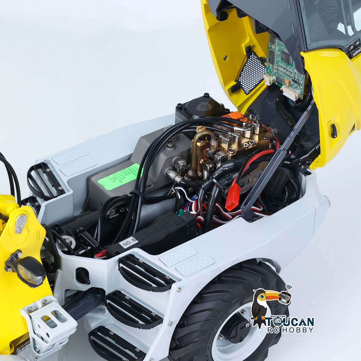 TOUCAN RC HOBBY LESU RTR 4X4 1:14 RC Hydraulic Telescopic Arm Loader AOUE AT1050 Metal Fork Lift Trucks Light Sound Flysky I6S Radio Battery
