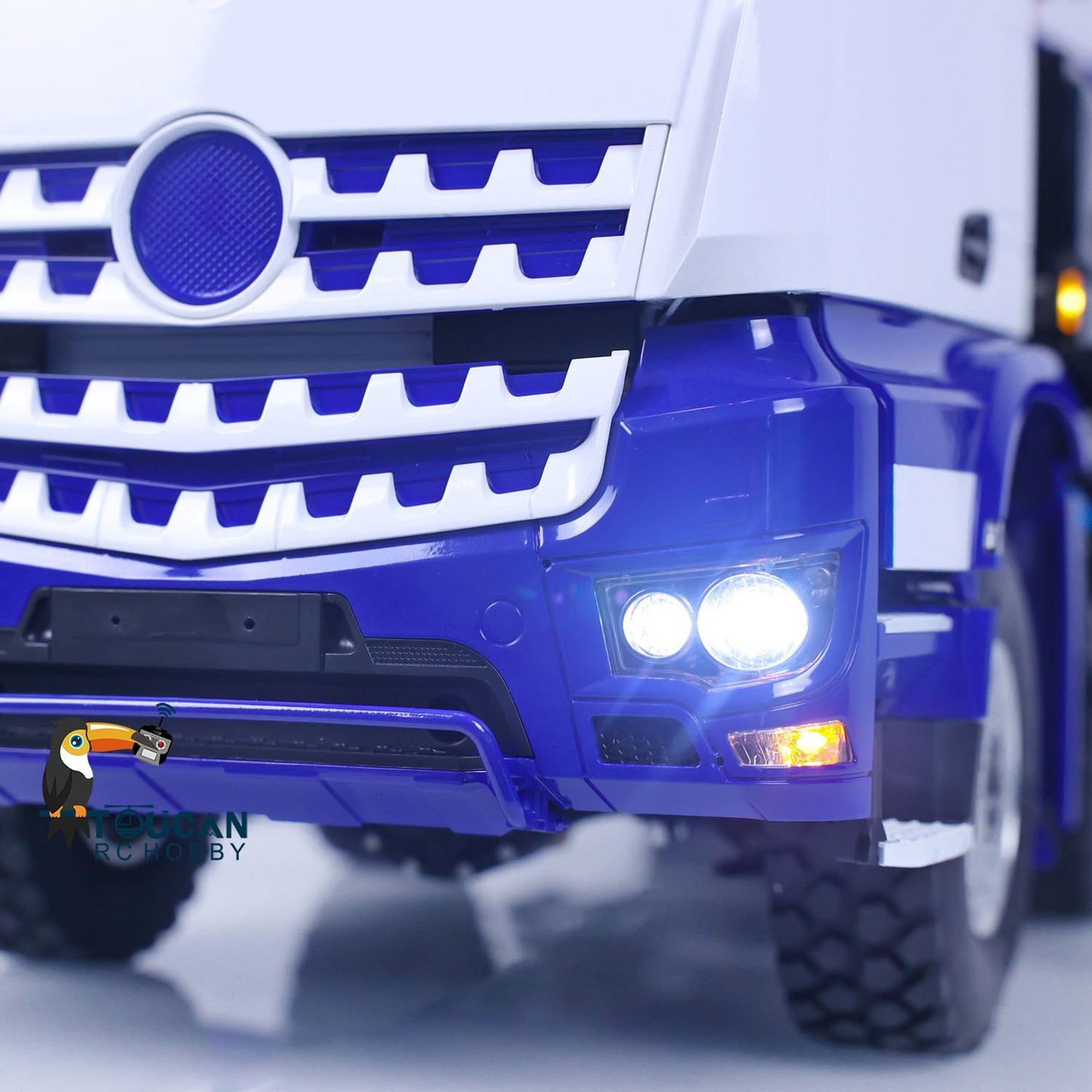 LESU Z0017 1/14 Metal Hydraulic 8x8 RC Dump Truck with Crane 2 Transmission Differential Axles Brushless ESC Sound Light System