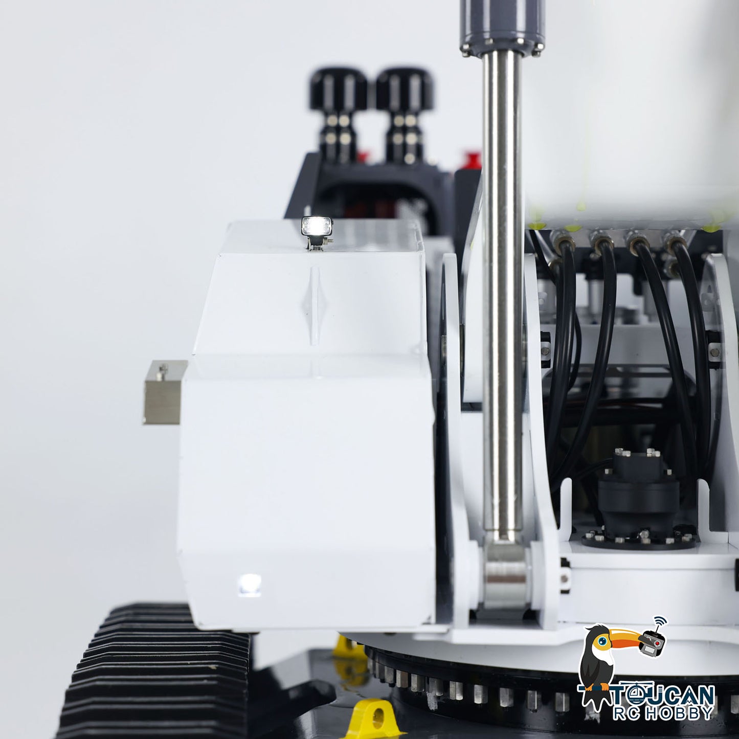 1:14 LESU RC Hydraulic Excavator AOUE 9150 Metal RTR Remote Control Digger Model ESC Motor Light System FlySky PL18EV Battery