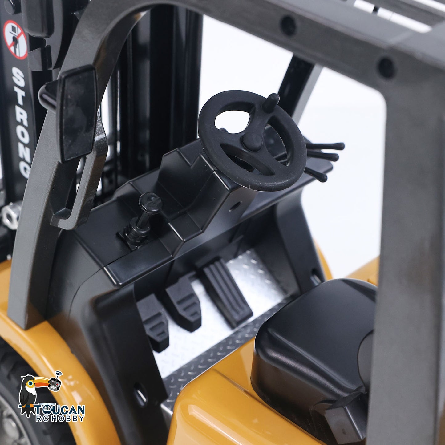 Fast Free Shipping for EU HIUNA 577 1/14 RC Electric Lifting Remote Control Forklift Model Construction Vehicle Battery Light Sound Effect Battery