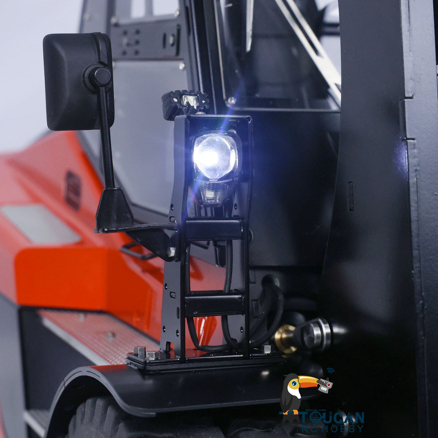 LESU 1/14 RTR Hydraulic RC forklift Aoue-LD160S for Truck Painted Assembled Model W/ Openable Door Sound Light System