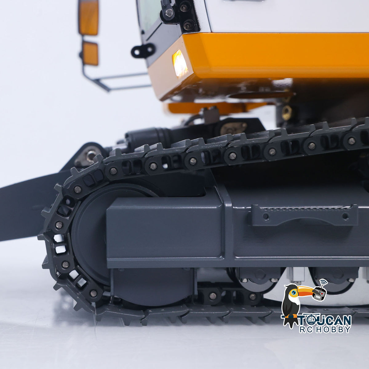 TOUCAN RC HOBBY CUT RC Hobby LR914 PRO MAX Metal 1/14 RC Hydraulic Excavator RC Digger Wrist Quick Coupler Bucket 8ways Valve PL18EV LITE Sound Radio Battery