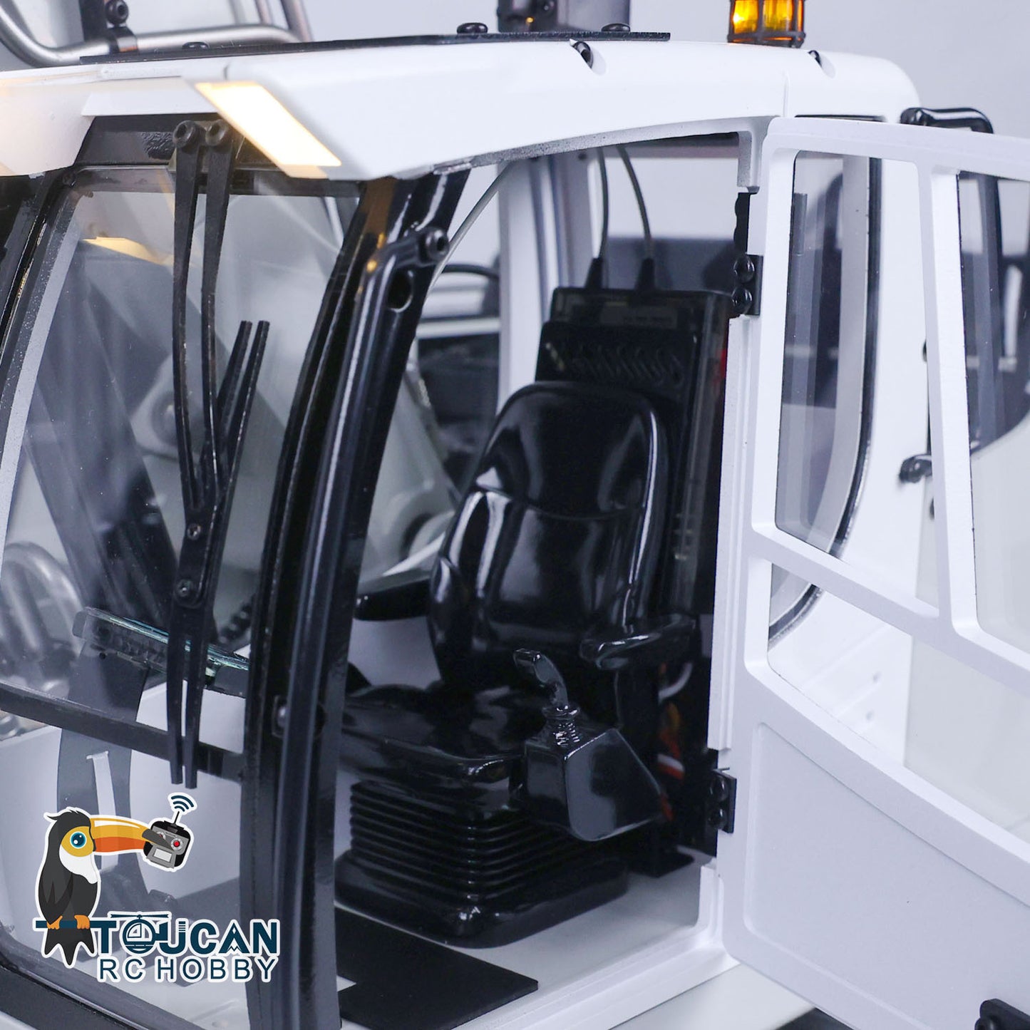 TOUCAN RC HOBBY MTModel 946-3 1/14 Metal RC Hydraulic Excavator Grab Ripper 6-Way Valve Manual Bucket Coupler LCD Screen for Digger Collector