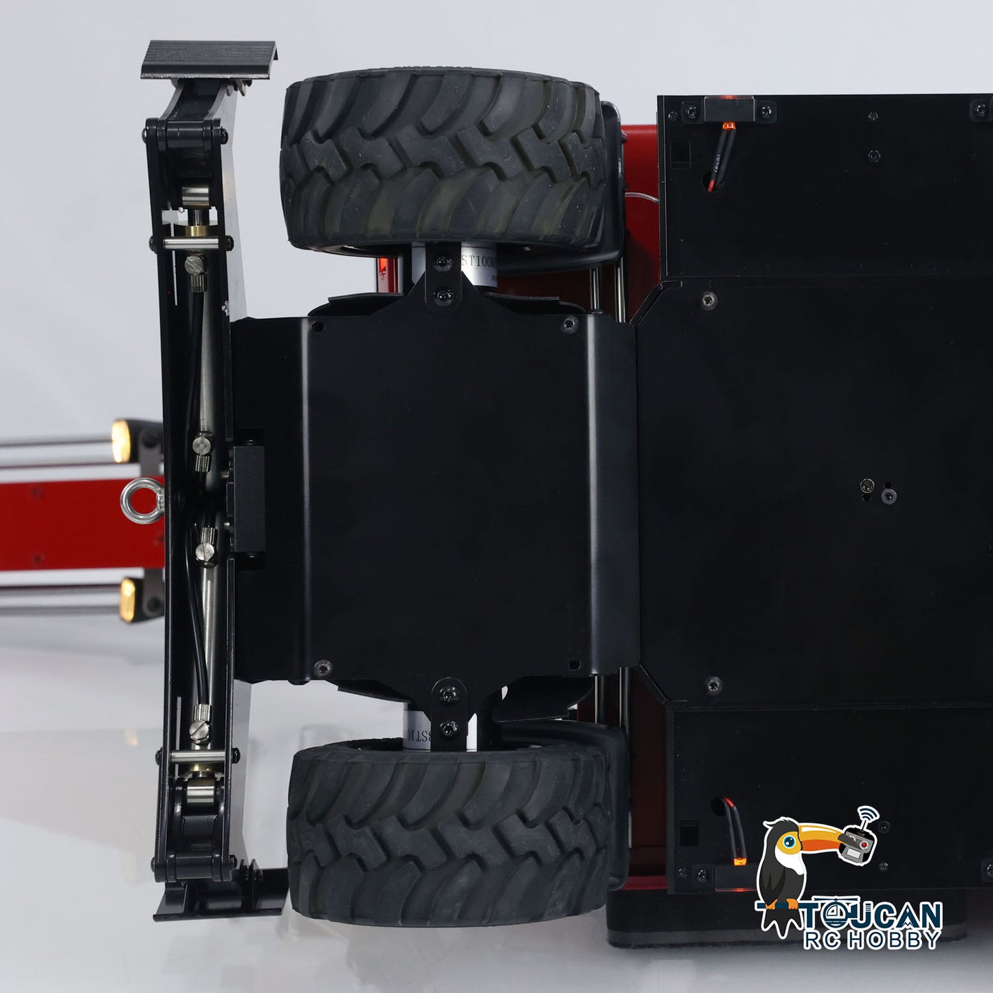 TOUCAN RC HOBBY MTModel 946-3 1/14 Metal RC Hydraulic Excavator Clamshell Bucket 8-ways Reserving Valves Ripper Sound Light for Model Enthusiasts