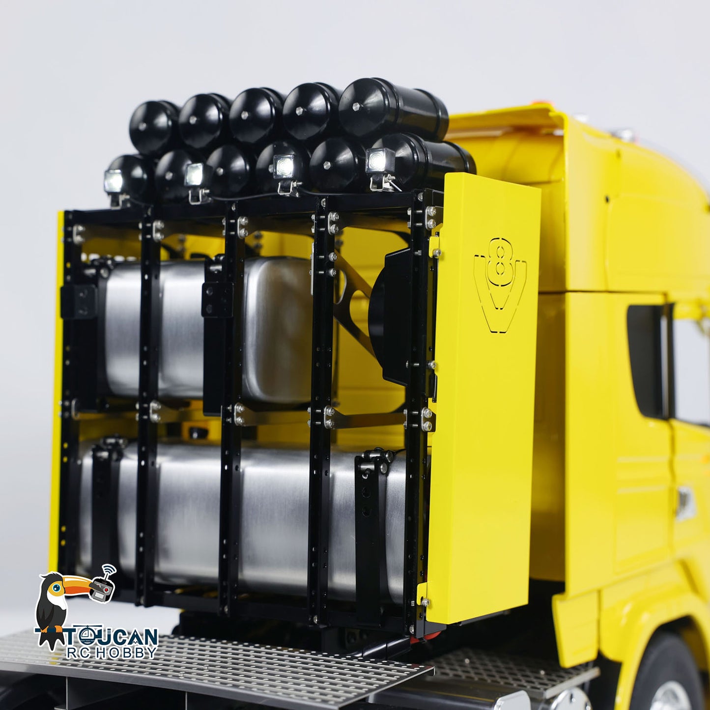 TOUCAN Metal Chassis 1/14 RC Tractor Truck 8X8 Radio Control Car Model Light Sound