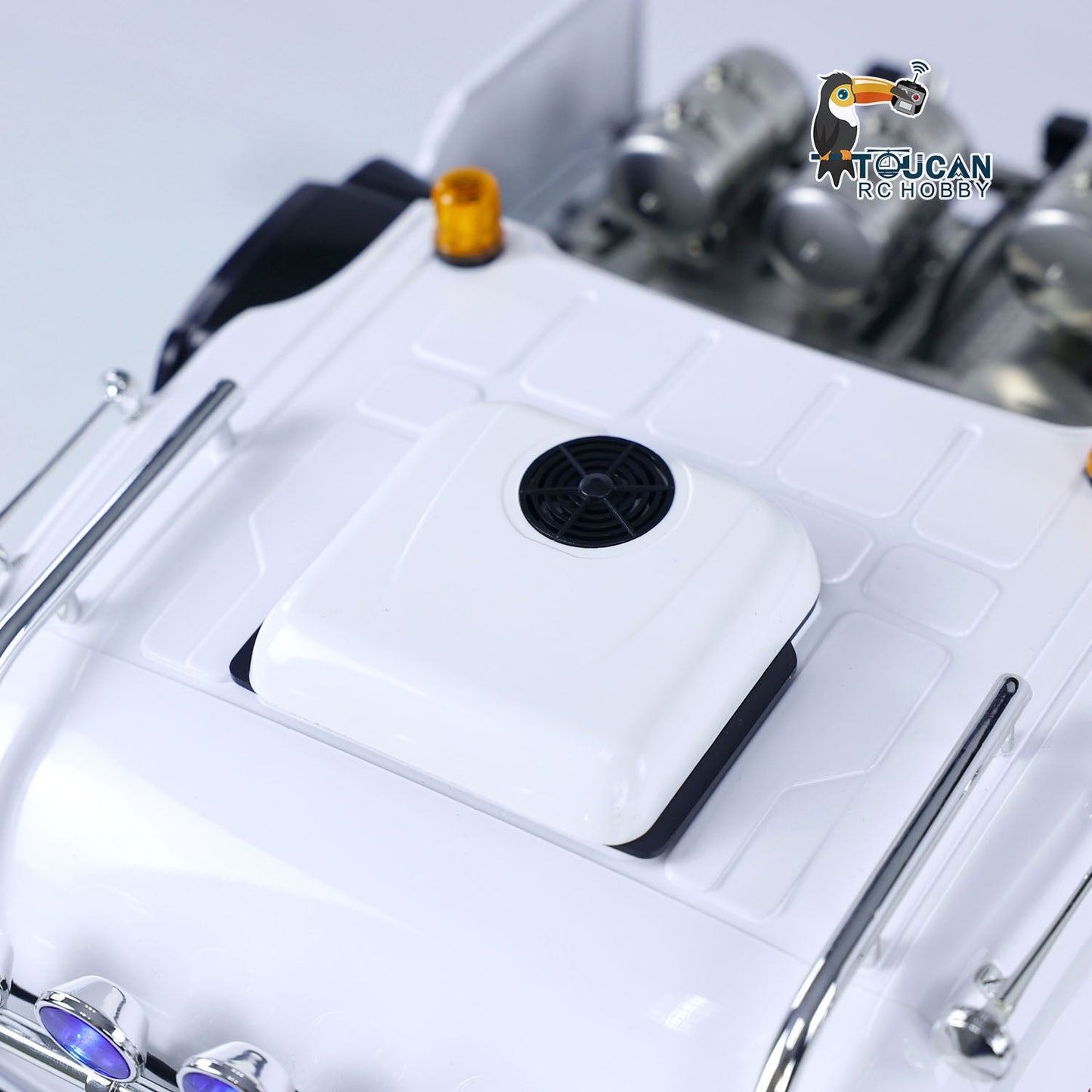 1/14 8x8 RC Tractor Truck Radio Control Cars TOUCAN Metal Chassis Smoke Unit Sound