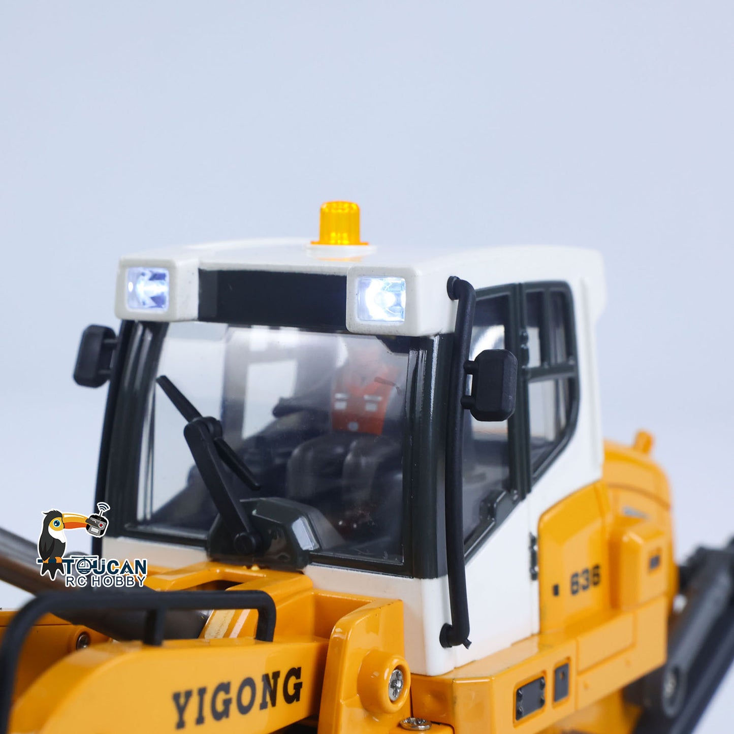 Fast Free Shipping 1:50 RC Electric Lifting Tracked Loader LR636 2.4G Construction Vehicle Metal Bucket Tracks Ripper RTR Model Light Sound Battery