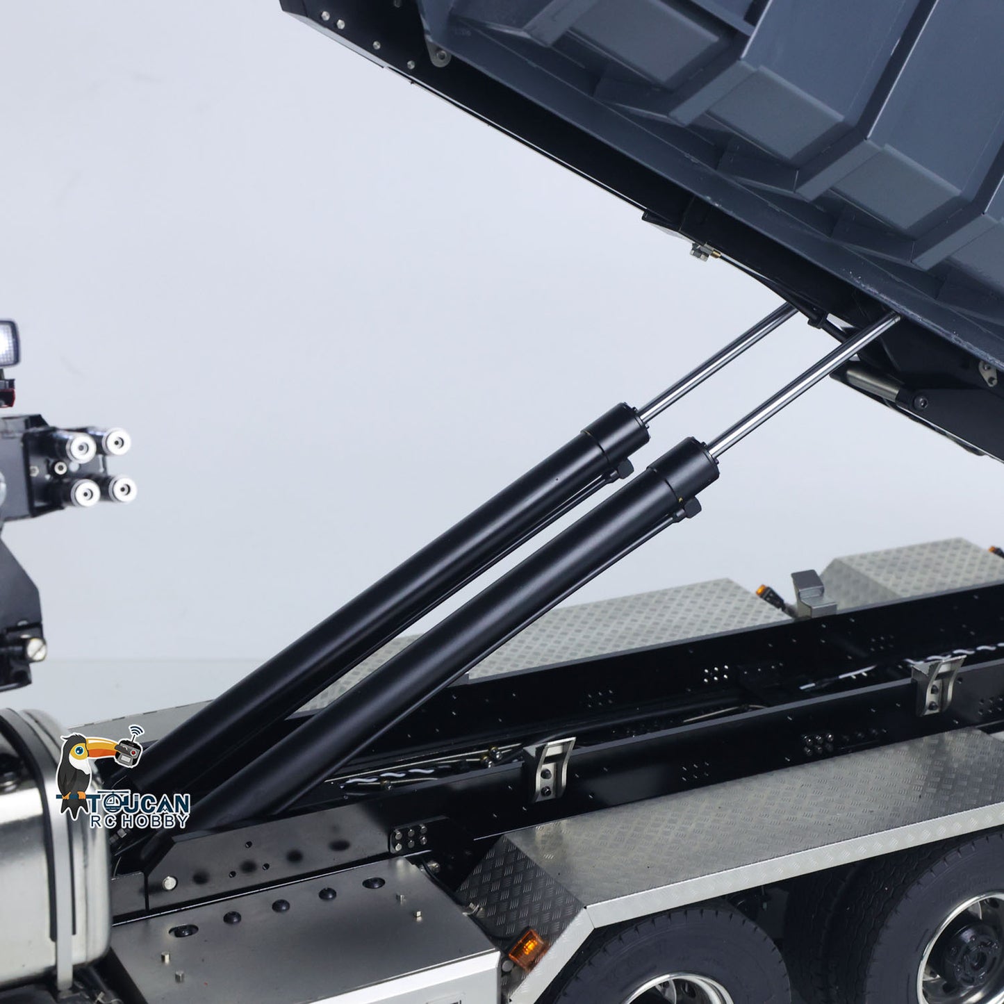 1/14 RC Hydraulic Full Dump Truck Crane 770S Metal 10x10 Remote Control Roll on off Tipper 3Speed RTR Model Car Frsky XE Radio