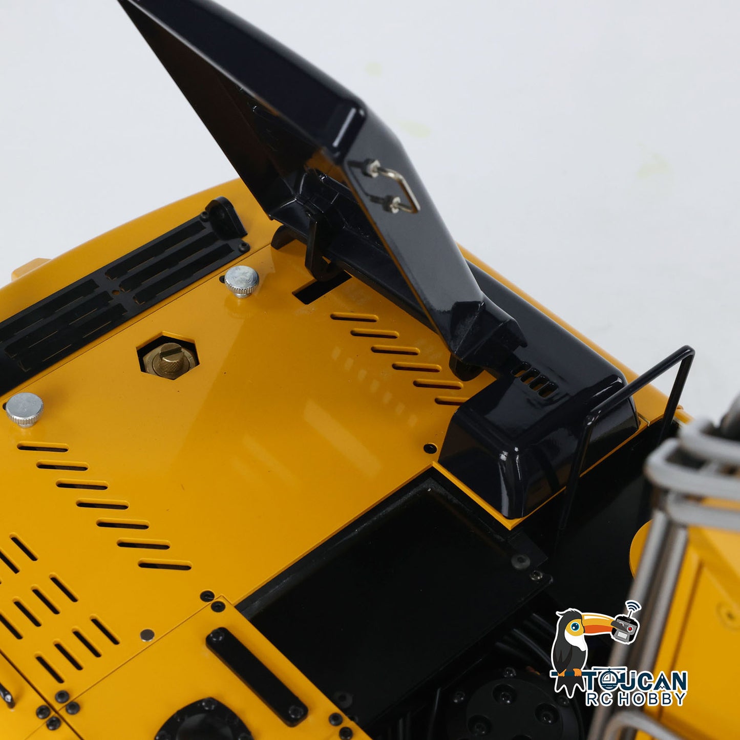 TOUCAN RC HOBBY MTModel 946-3 Metal 1/14 RC Hydraulic Excavator Tiltable Bucket 6-Way Valve 12 Channels for Professional Digger Modeler