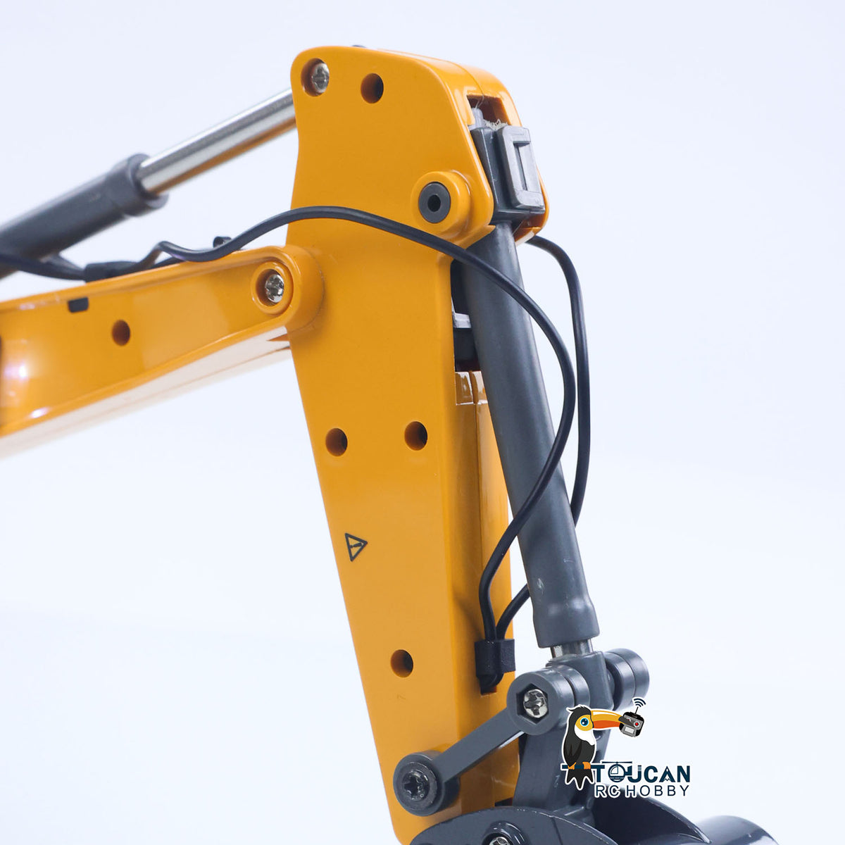 TOUCAN RC HOBBY Yi Gong Fast Free Shipping for EU 1/50 Electric RC Excavator K970 Remote Control Digger Construction Car Metal Bucket Tracks Lights Sounds Finished Model Toys