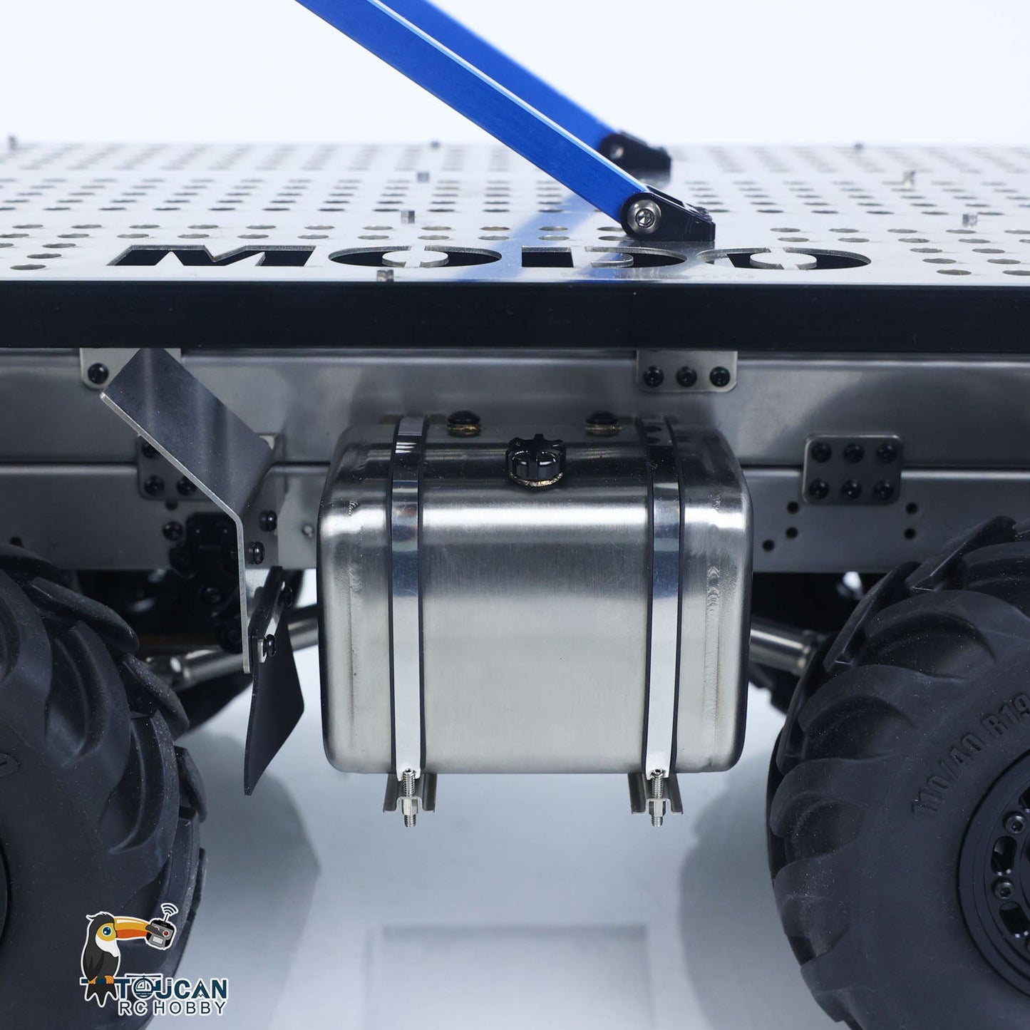 2.4G 2Speed Off Road Truck 1/14 RC Rock Crawler BZ 3363 8*8 Radio Control Flatbed Car Rotating Light Metal Chassis Sound Battery