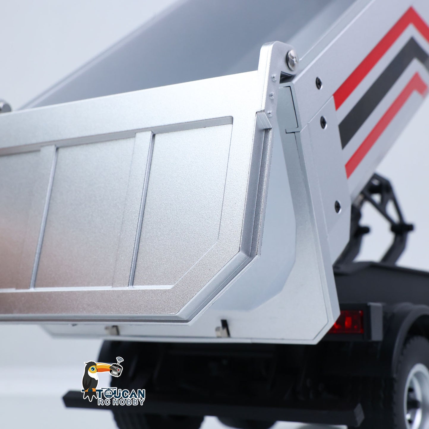 HUINA 1/18 Electric Lifting Remote Control Semi Dump Trailer for RC Tractor Truck 1501 Tail Light Support Leg No Sound System