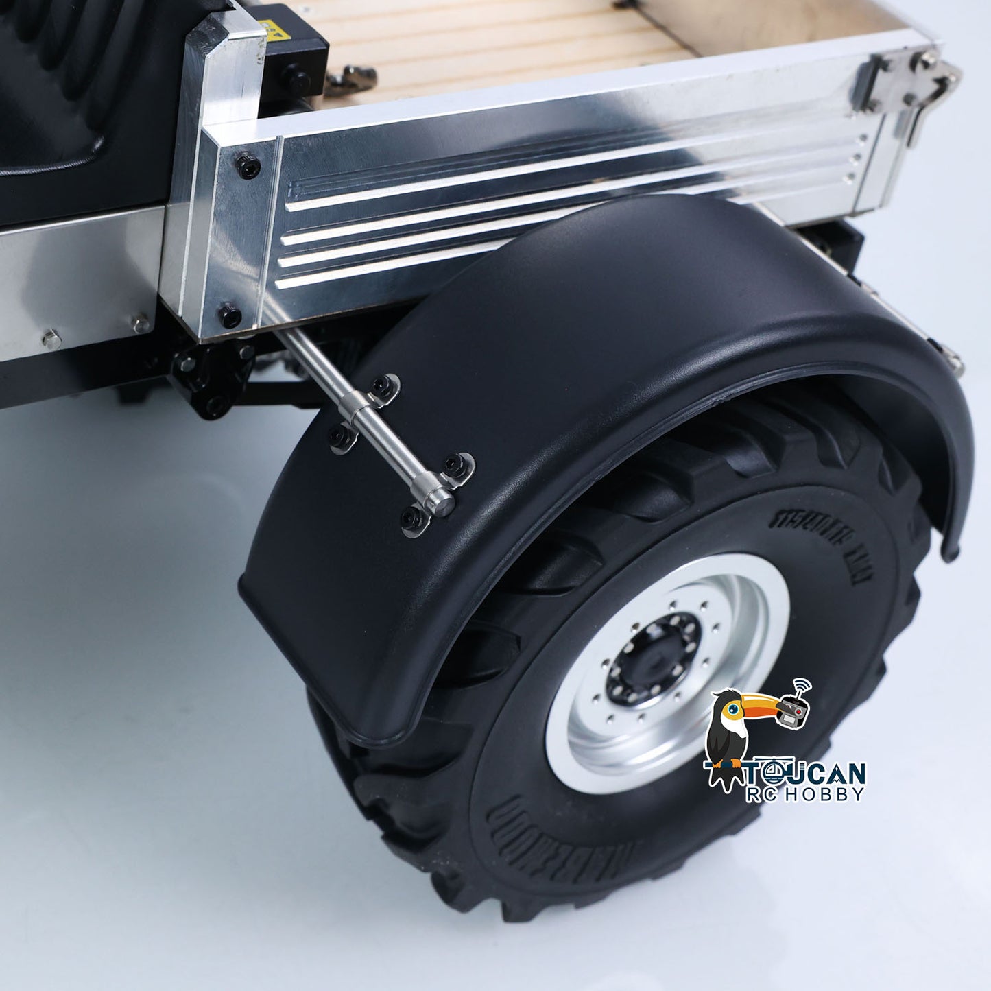 TOUCAN RC HOBBY MODO MD009 1/10 Metal 4WD RC Tractor PNP 2-Speed Transmission Axles Differential Locks Electric Winch Waterproof ESC Light System for Off-Road Model Enthusiast