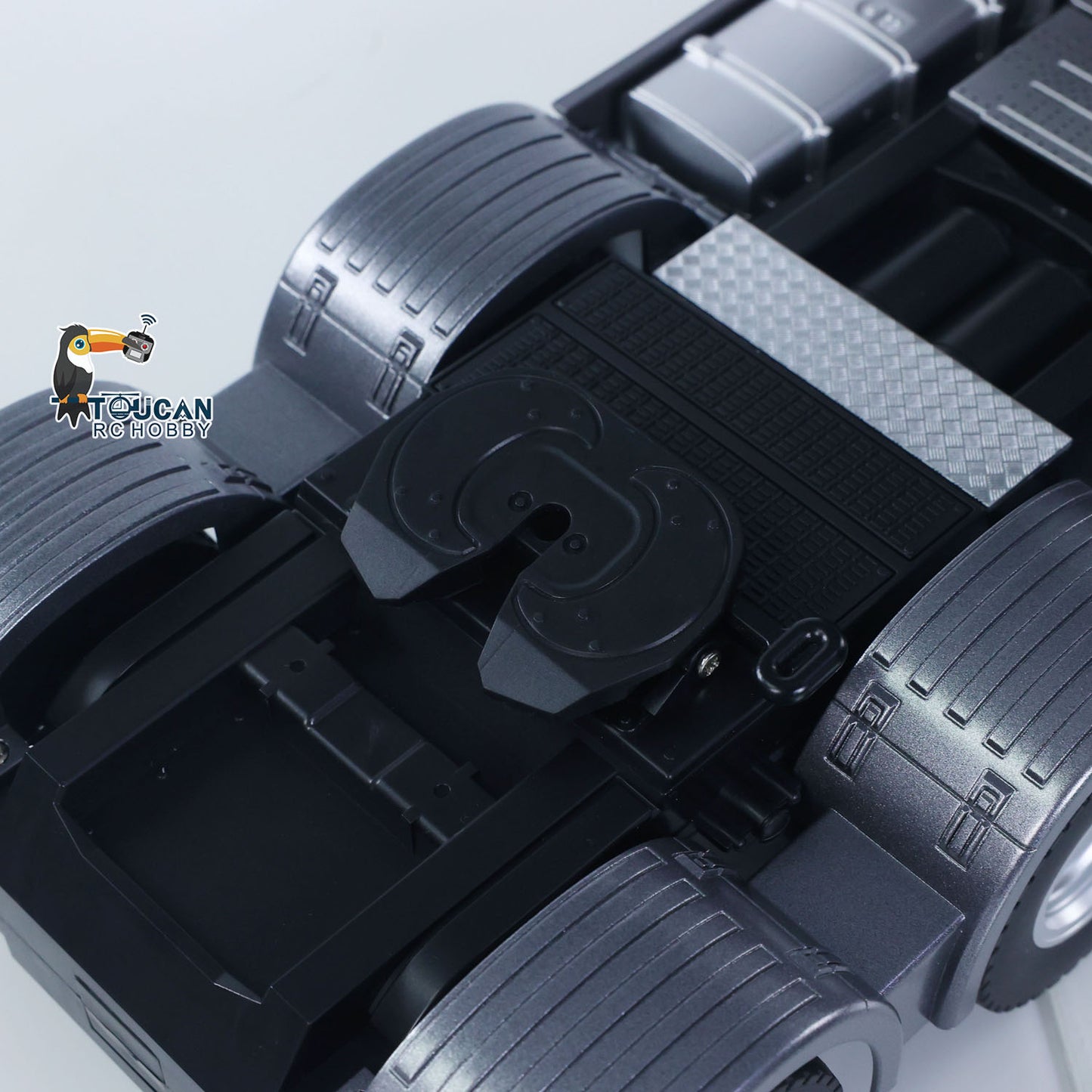 US Stock 1/18 Plastic 6X4 Remote Control Tractor Truck SC 770S 1501 RWD RC Lorry Vehicle Light Sound RTR Model Toys for Adults