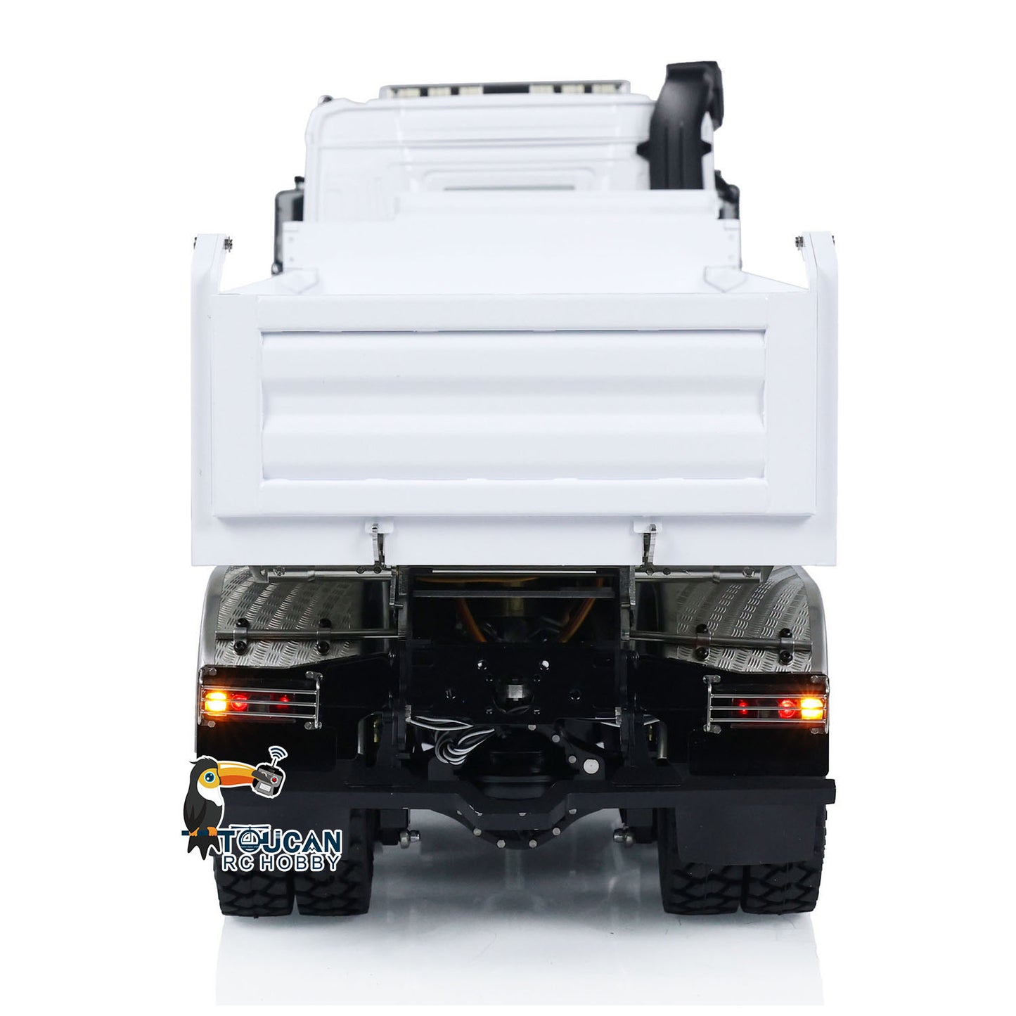 LESU K3363 Cabin 1/14 Metal 6x6 RC Hydraulic Dump Truck 3 Speed Transmission FlySky I6S Radio Controller Differential Lock for Model Enthusiast