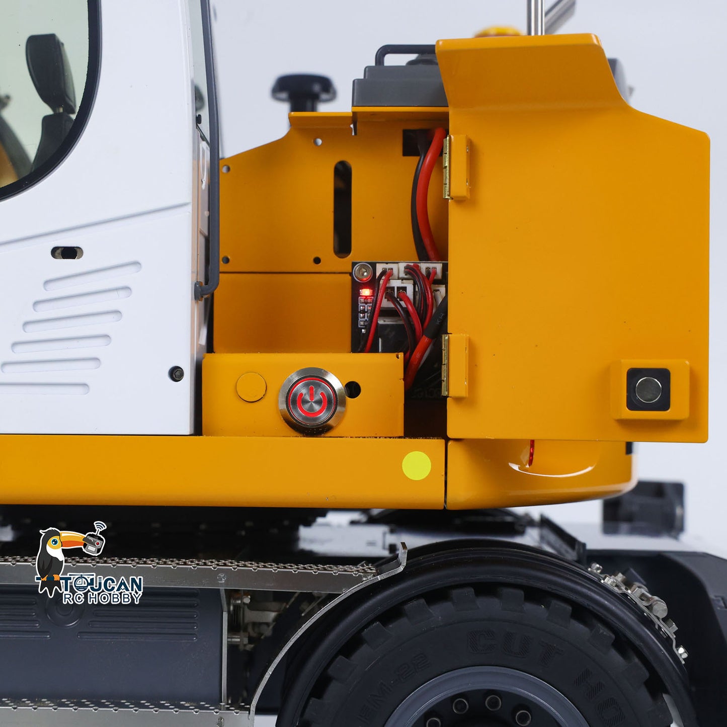 CUT Model LR914 1/14 Metal RC Hydraulic Wheel Excavator RTR 8-Way Valve Axle Differential Lock Hobbywing Fusion Brushless Motor & ESC Quick Coupler Light Sound Tail Hook
