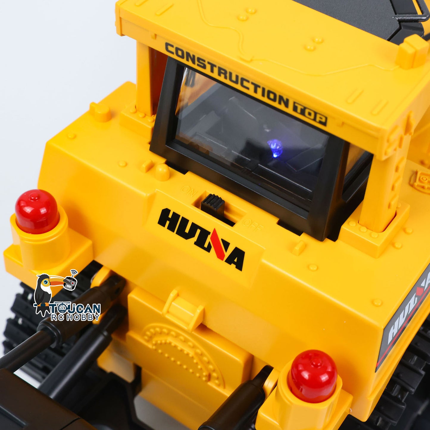 HUINA 1/16 Electric Remote Control Bulldozer 1554 RC Dozer Finished Model Metal Ripper Light Effect Battery Ready to Run