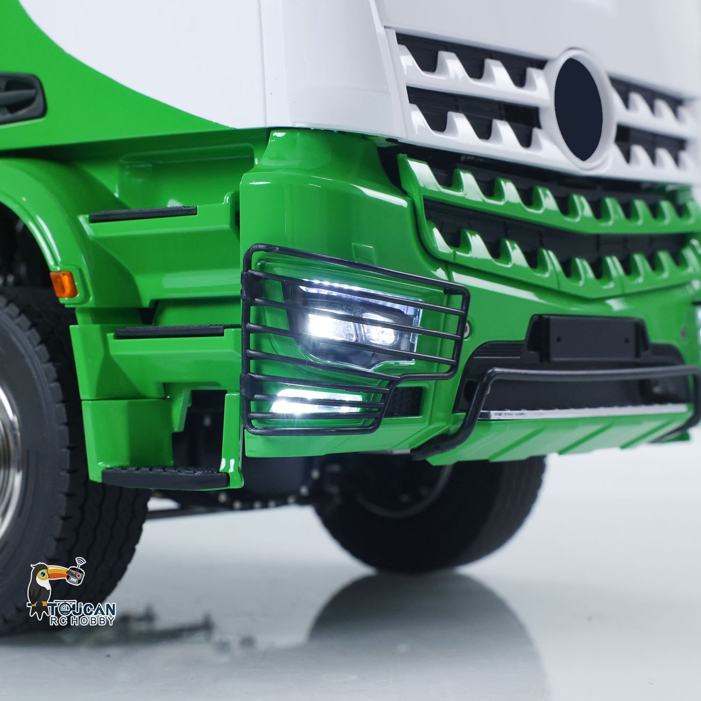 Toucanhobby G88 1/14 Metal 8x8 RC Hydraulic Roll on off Dump Truck RTR Waste Bin 3 Speed Transmission Differential Lock Rear Axle Steering Light Sound for Construction Collectors