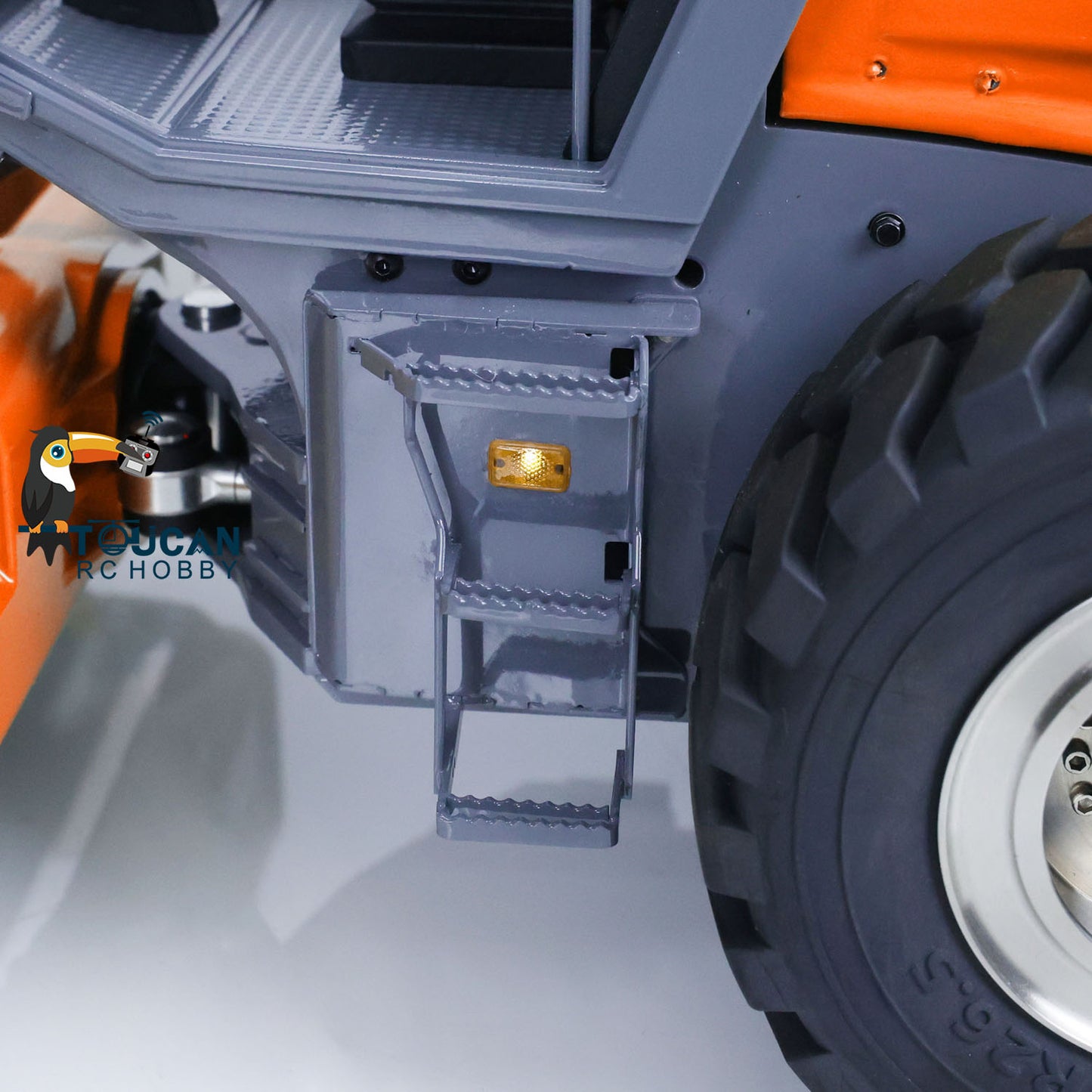 LESU AOUE H13i 1/14 Metal Hydraulic RC Road Roller Front Shovel Towing Hook Differential Lock Rear Axles Sound Light System