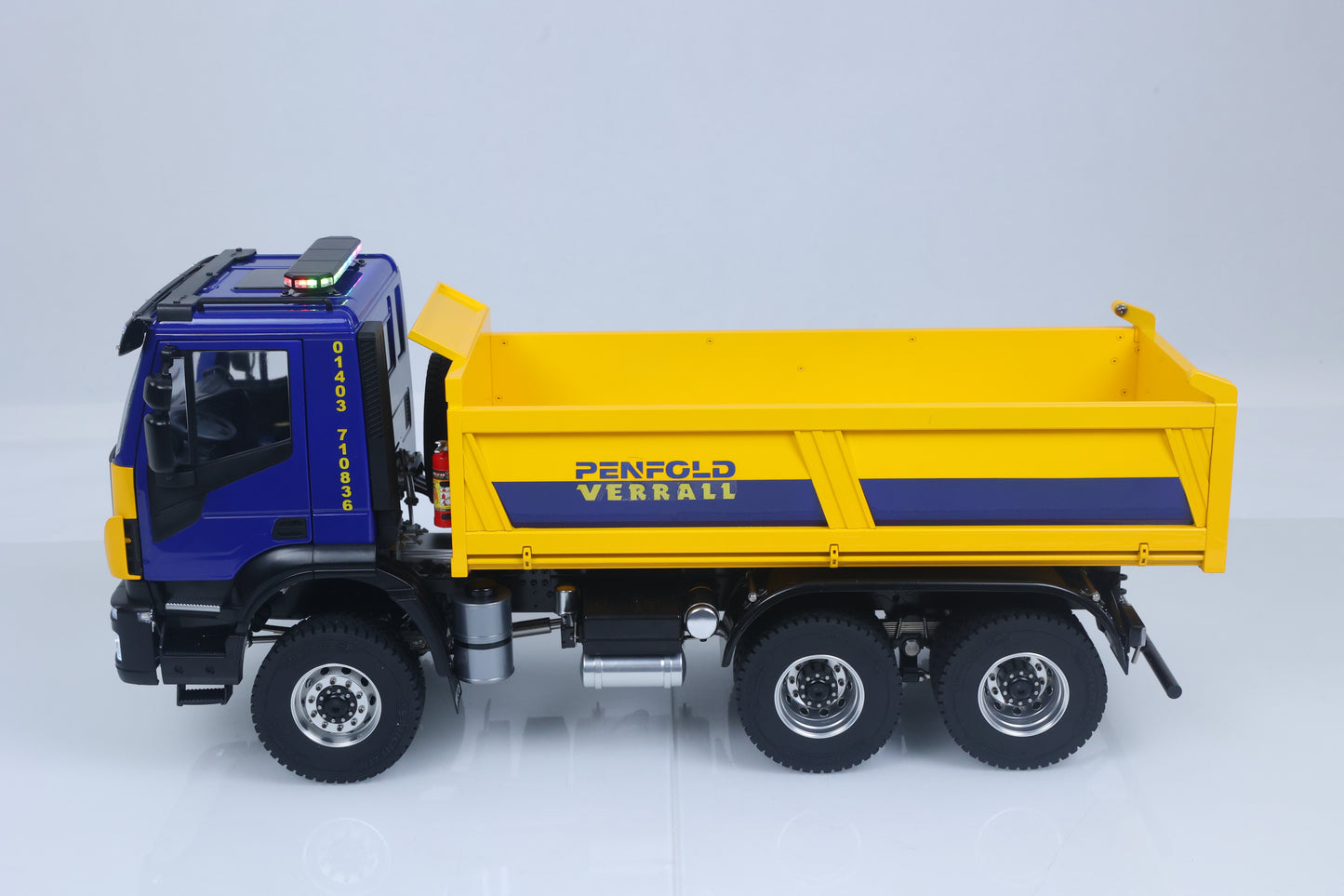 1/14 Hydraulic RC Dump Truck 6x6 Remote Control Tipper Car Model 2Speed Gearbox Differential Lock Wheelhub Reduction Axles