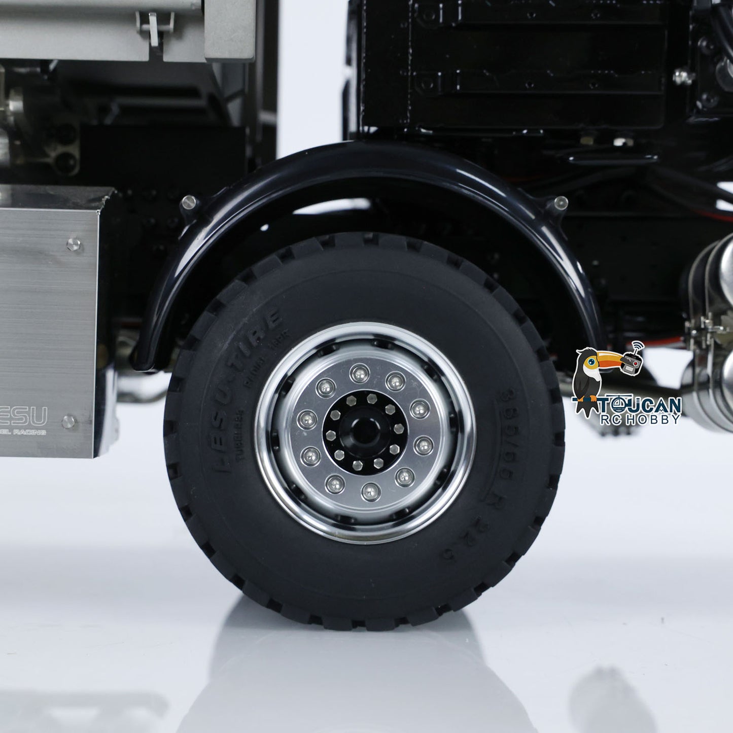 LESU 3348 1/14 Metal Hydraulic 3 Ways RC Dump Truck with Crane 2 Speed Transmission 7CH Valve Sound Light for Construction Vehicle Enthusiast